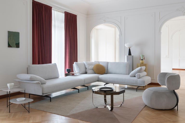 https://a.1stdibscdn.com/avant-apres-medium-sofa-in-vip-a3-upholstery-with-metal-grey-by-sergio-bicego-for-sale-picture-11/22569652/f_265733921639715626012/SABA_AvantApr_s_1_BeppeBrancato_master.jpg?width=768