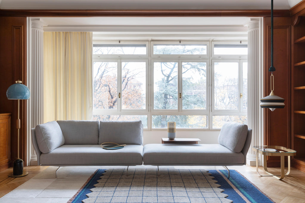 https://a.1stdibscdn.com/avant-apres-medium-sofa-in-vip-a8-upholstery-with-metal-grey-by-sergio-bicego-for-sale-picture-15/22569652/f_265734521639715949813/SABA_AvantApr_s_6_BeppeBrancato_master.jpg