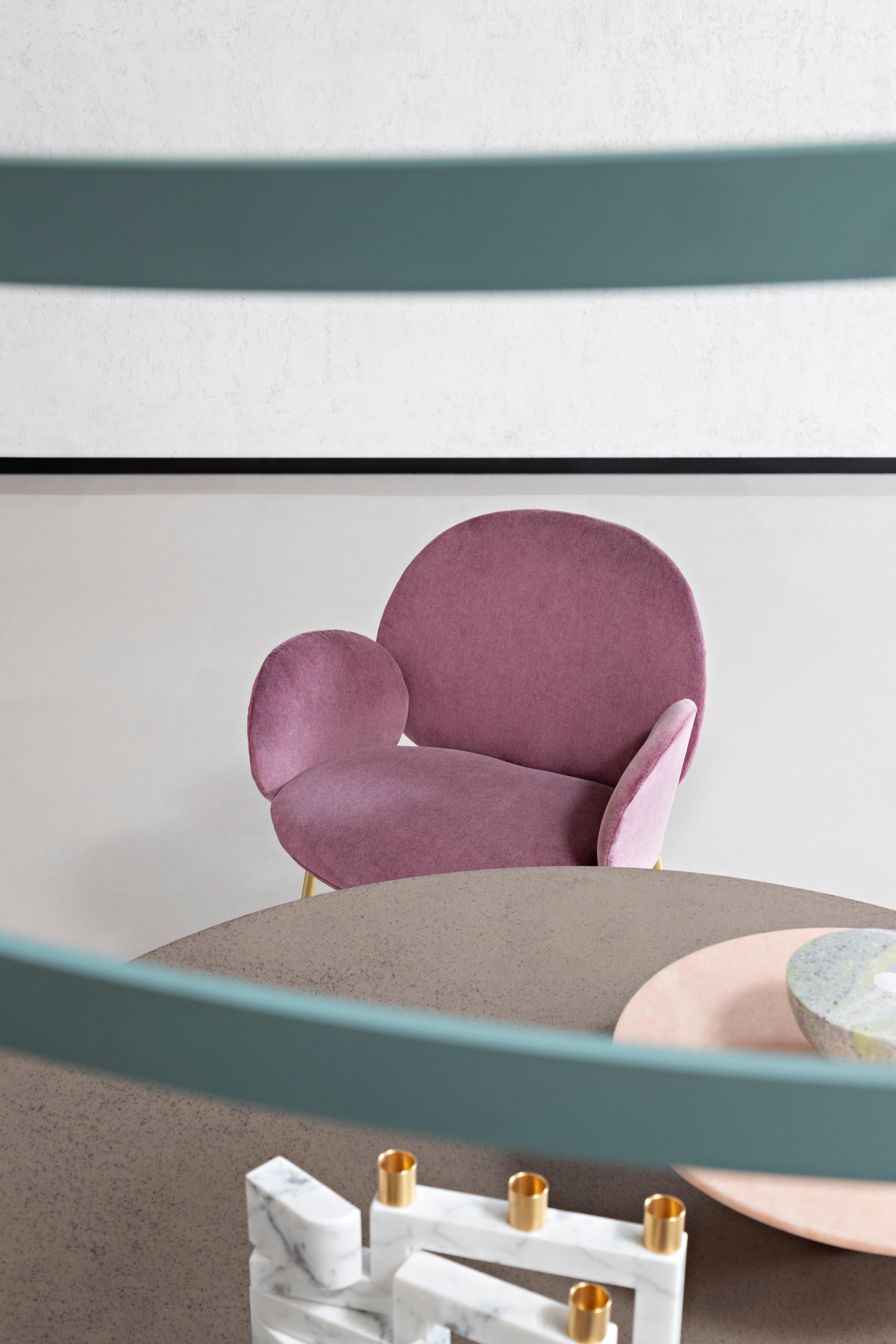 https://a.1stdibscdn.com/ola-chair-in-violet-19-beige-upholstery-with-satin-brass-legs-by-saba-for-sale-picture-2/22569652/f_265576121639647464728/SABA_OlaChair_5_BeppeBrancato_1__master.jpg
