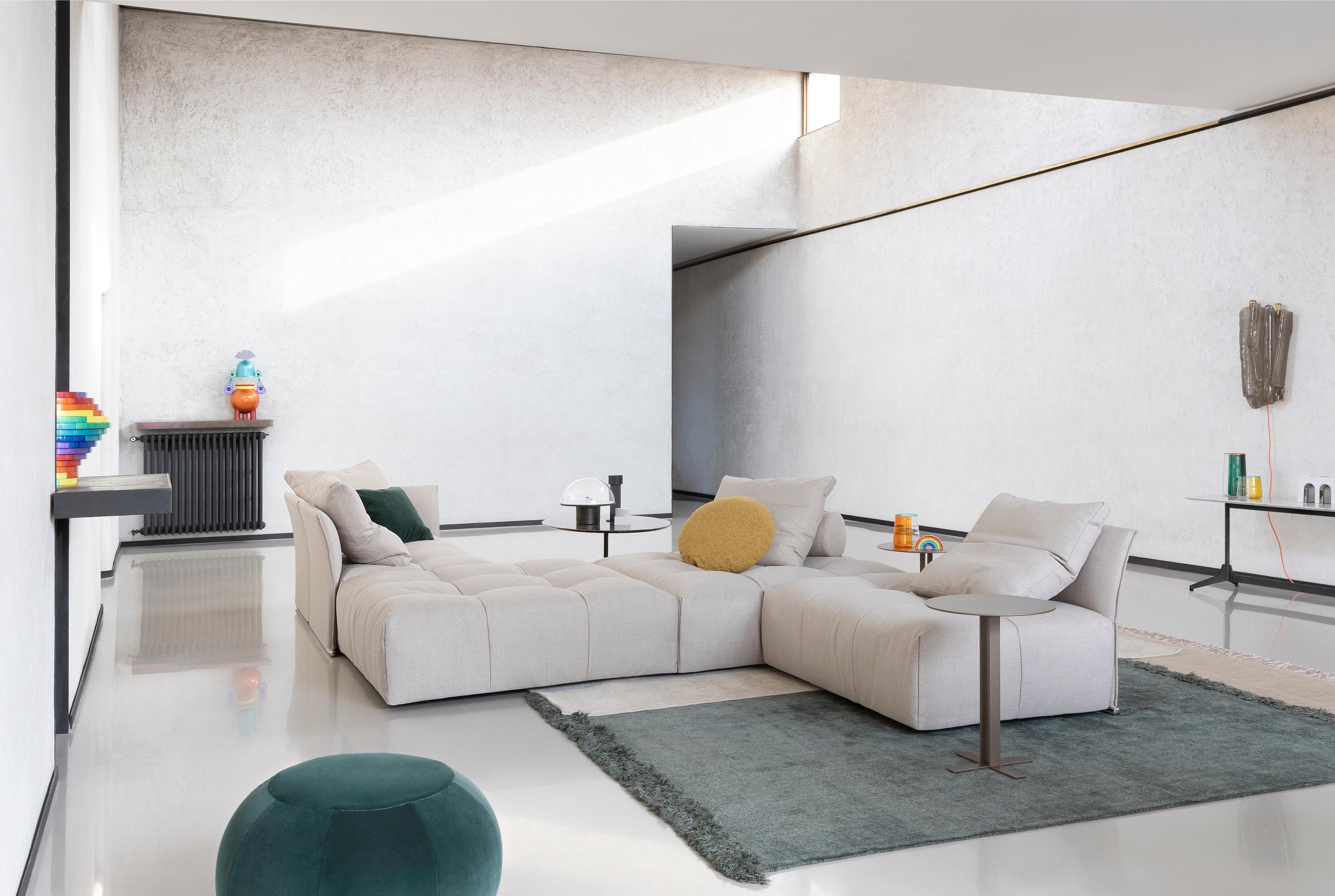 https://a.1stdibscdn.com/pixel-sectional-sofa-in-patchwork-upholstery-by-sergio-bicego-for-sale-picture-9/22569652/f_265737421639718991181/SABA_PixelF555_1_BeppeBrancato_2__master.jpg