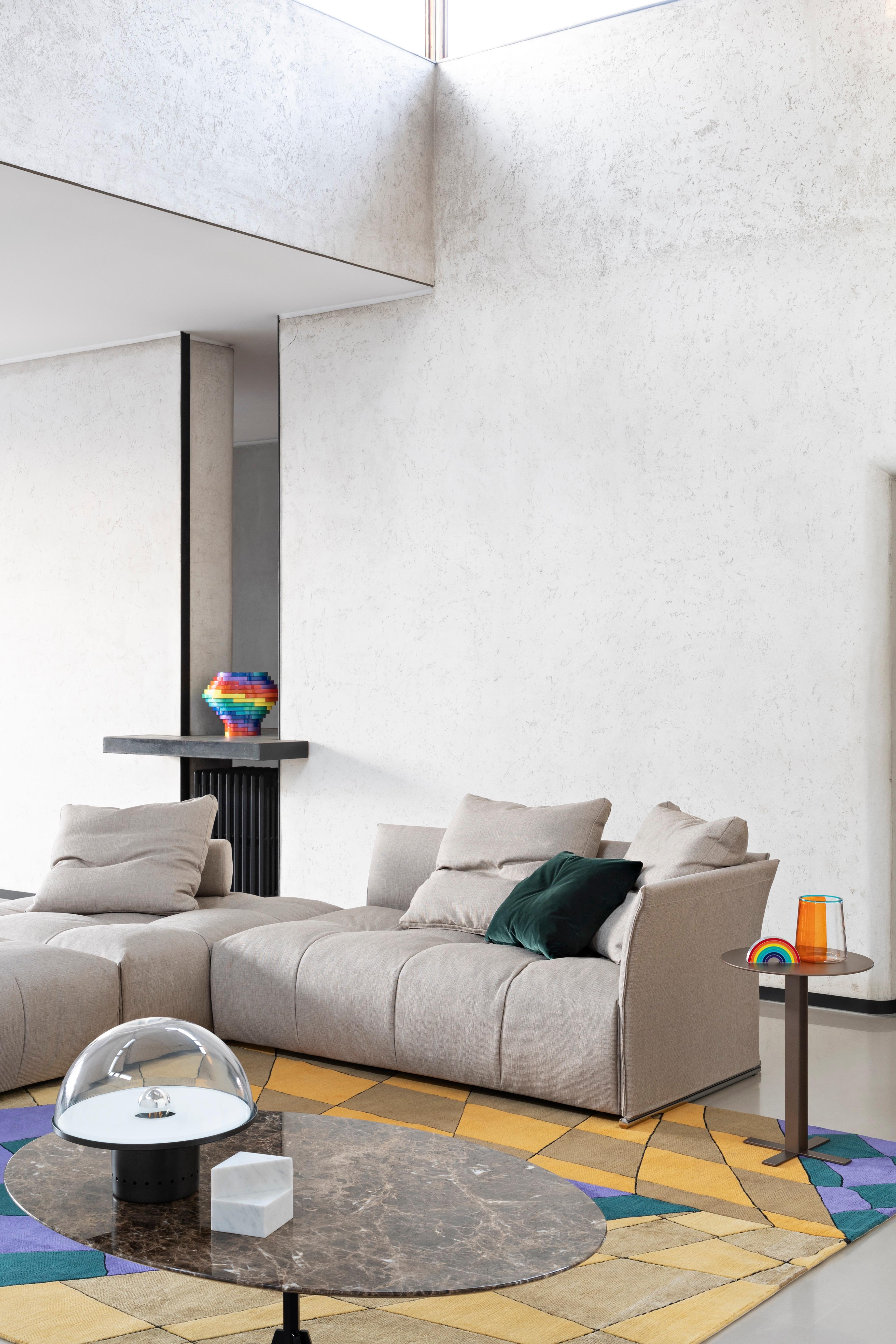 https://a.1stdibscdn.com/pixel-sectional-sofa-in-patchwork-upholstery-by-sergio-bicego-for-sale-picture-12/22569652/f_265737421639718993880/SABA_PixelF555_4_BeppeBrancato_2__master.jpg