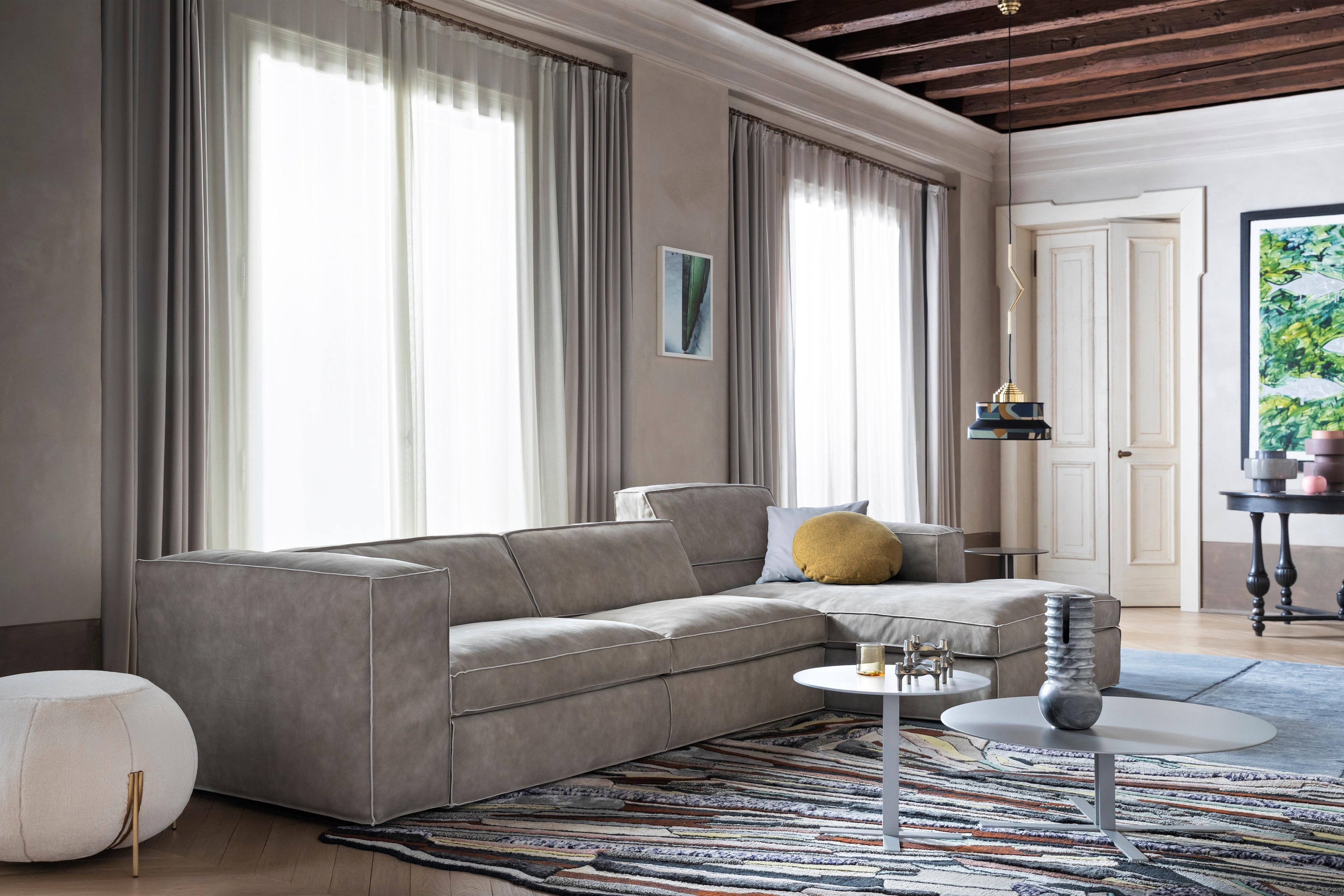 https://a.1stdibscdn.com/up-medium-modular-sofa-in-lusso-white-upholstery-by-giuseppe-vigano-for-sale-picture-6/22569652/f_265551021639633275430/SABA_Up_1_BeppeBrancato_3__master.jpg