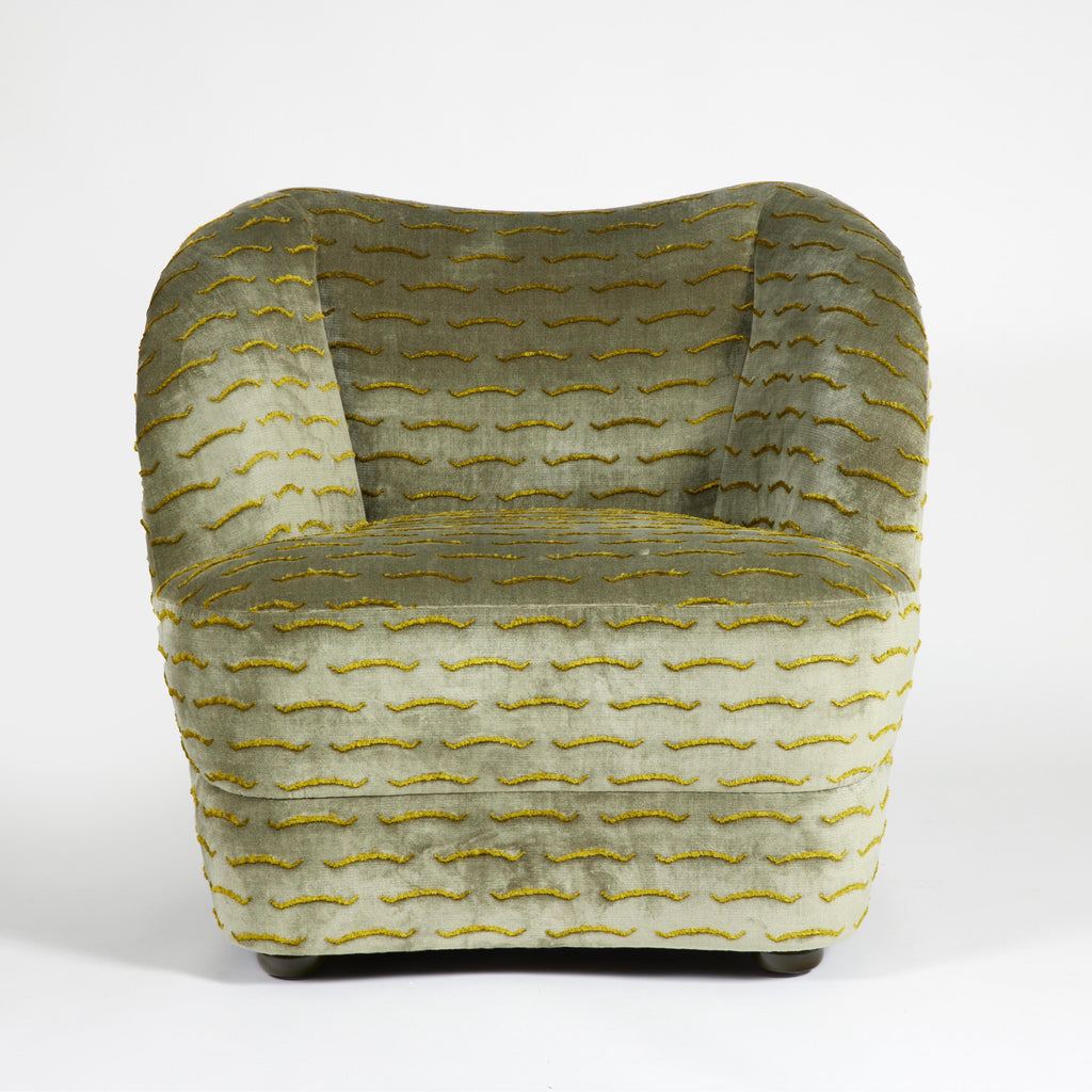 https://a.1stdibscdn.com/monti-armchair-pistachio-large-model-for-sale-picture-6/f_53112/f_259810421636032054983/_SB_0953_master.JPG
