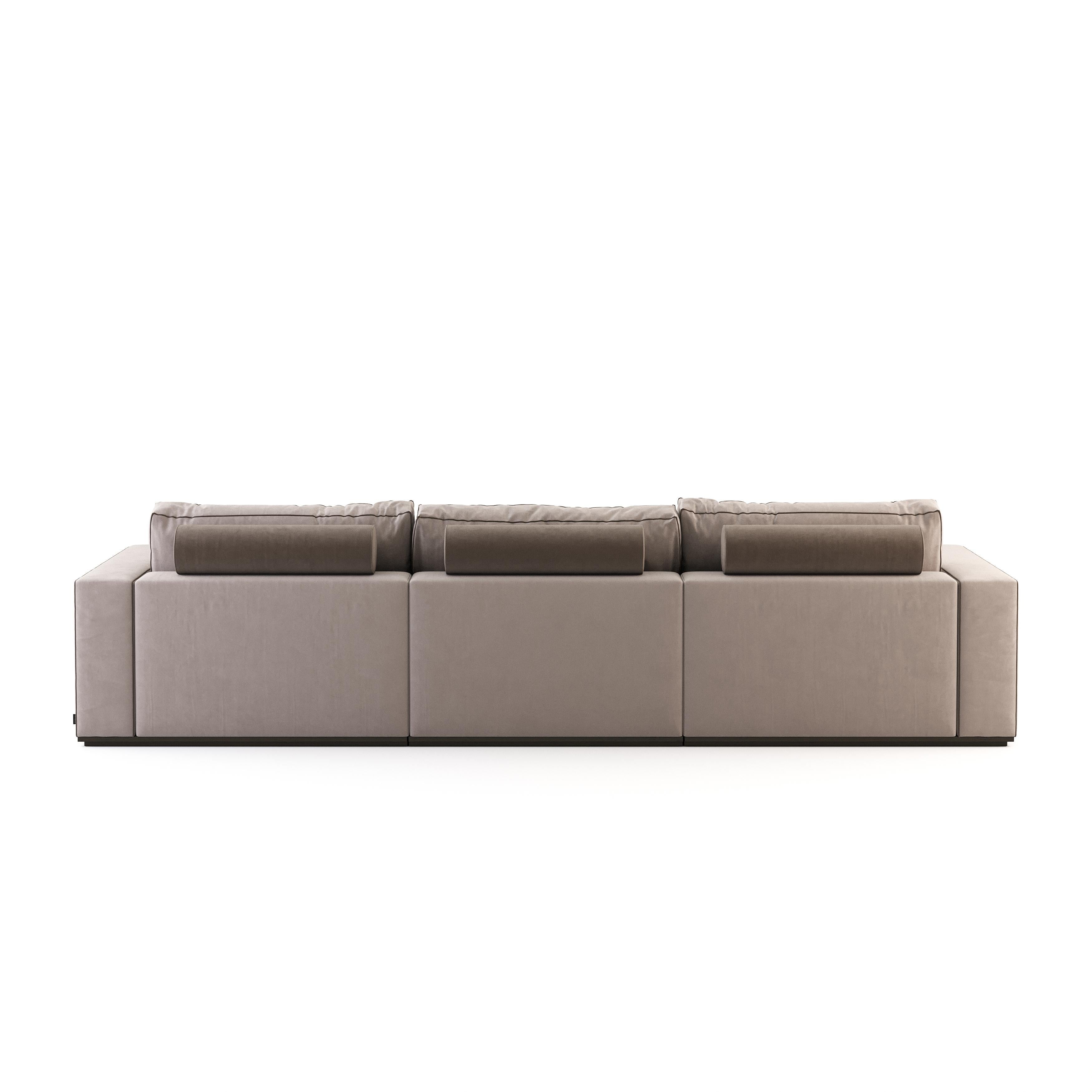 https://a.1stdibscdn.com/modern-3-seats-with-chaise-longue-fortune-sofa-made-with-wood-and-textile-for-sale-picture-5/f_82422/f_336421521683645427779/SC_SOFA_FORTUNE_03_master.jpg