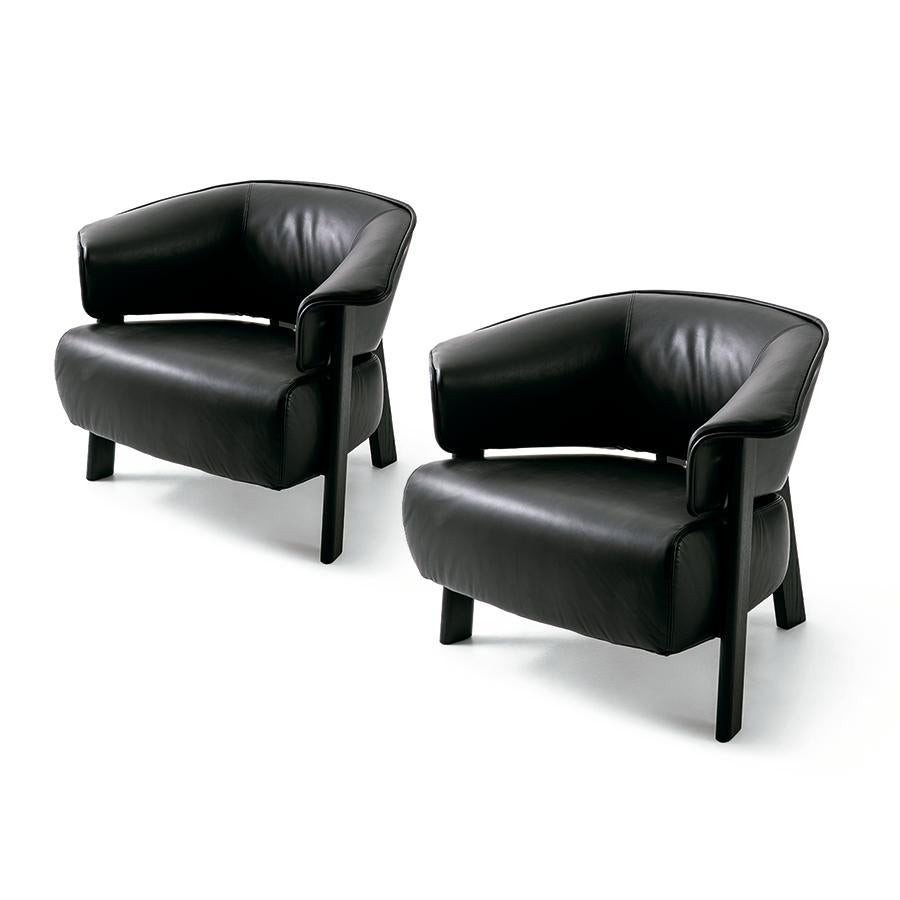 https://a.1stdibscdn.com/set-of-two-back-wing-armchair-by-patricia-urquiola-for-sale-picture-2/f_14272/f_435520921739028272640/SET_2_NEGRO_master.jpg