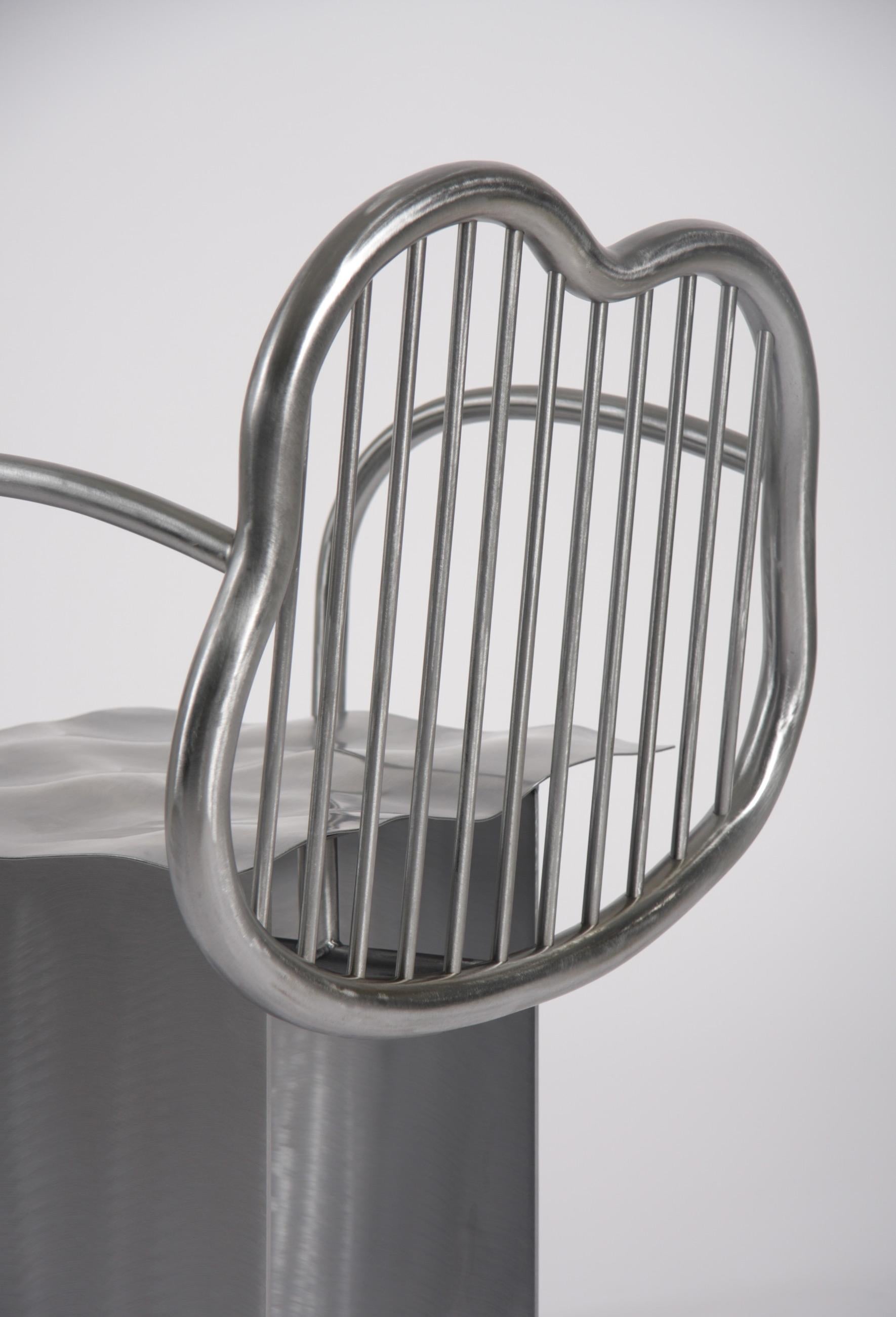 https://a.1stdibscdn.com/shiny-chair-in-stainless-steel-by-supaform-for-sale-picture-11/f_37993/f_182369321583591816361/SHINY_CHAIR_15_S_master.jpg