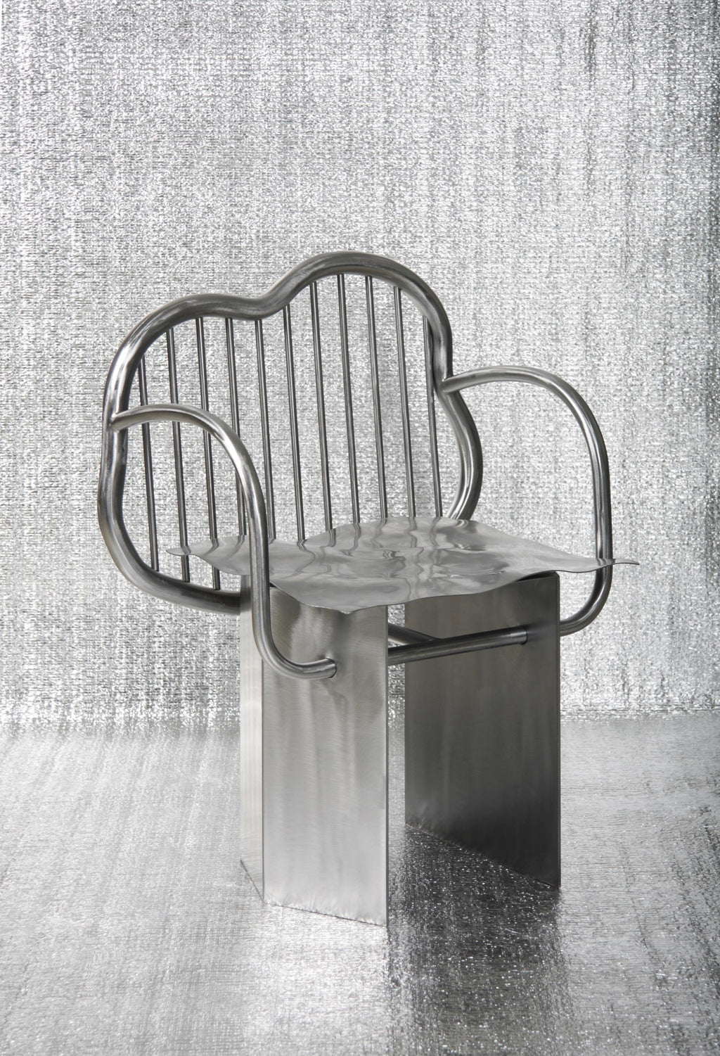 https://a.1stdibscdn.com/shiny-chair-in-stainless-steel-by-supaform-for-sale-picture-4/f_37993/f_182369321583591662329/SHINY_CHAIR_6_S_master.jpg