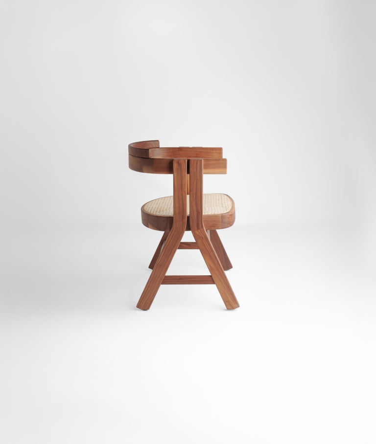 https://a.1stdibscdn.com/mara-for-sale-picture-2/f_106502/f_469565021759855202232/SILLA_MARA_01_master.jpg?width=768