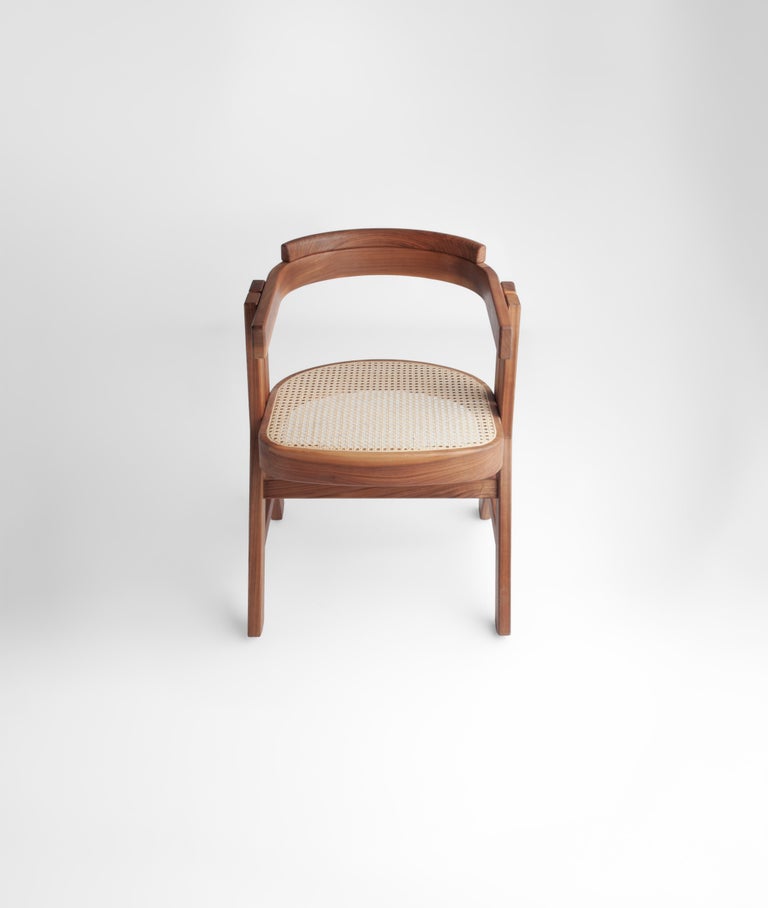 https://a.1stdibscdn.com/mara-for-sale-picture-5/f_106502/f_469565021759855202230/SILLA_MARA_04_master.jpg?width=768