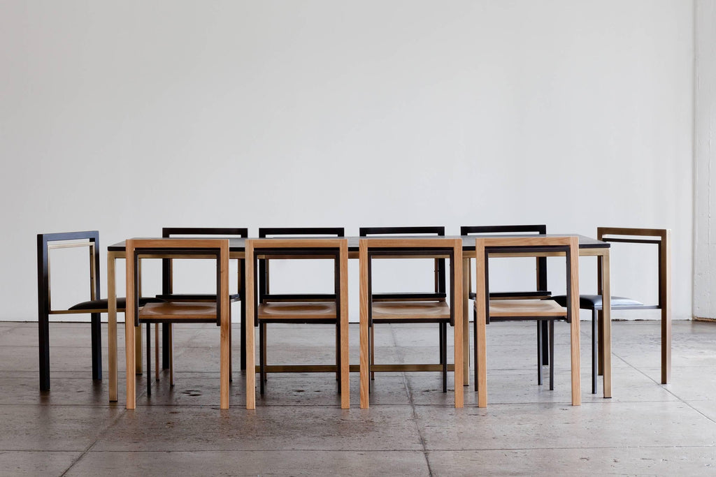 https://a.1stdibscdn.com/archivesE/upload/f_24923/f_123662811539717102777/SK_IC_Dining_Setting_2_master.jpg
