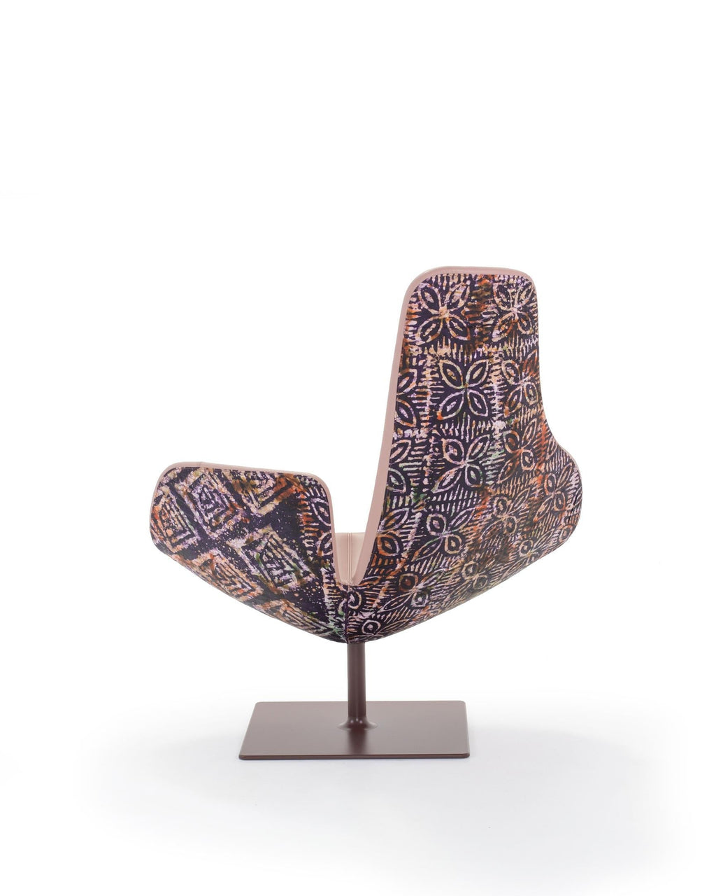 https://a.1stdibscdn.com/moroso-fjord-armchair-by-patricia-urquiola-for-sale-picture-2/f_16392/f_411186421724075872104/SL_Fjord_FJ003K_2017_300_3_master.jpg