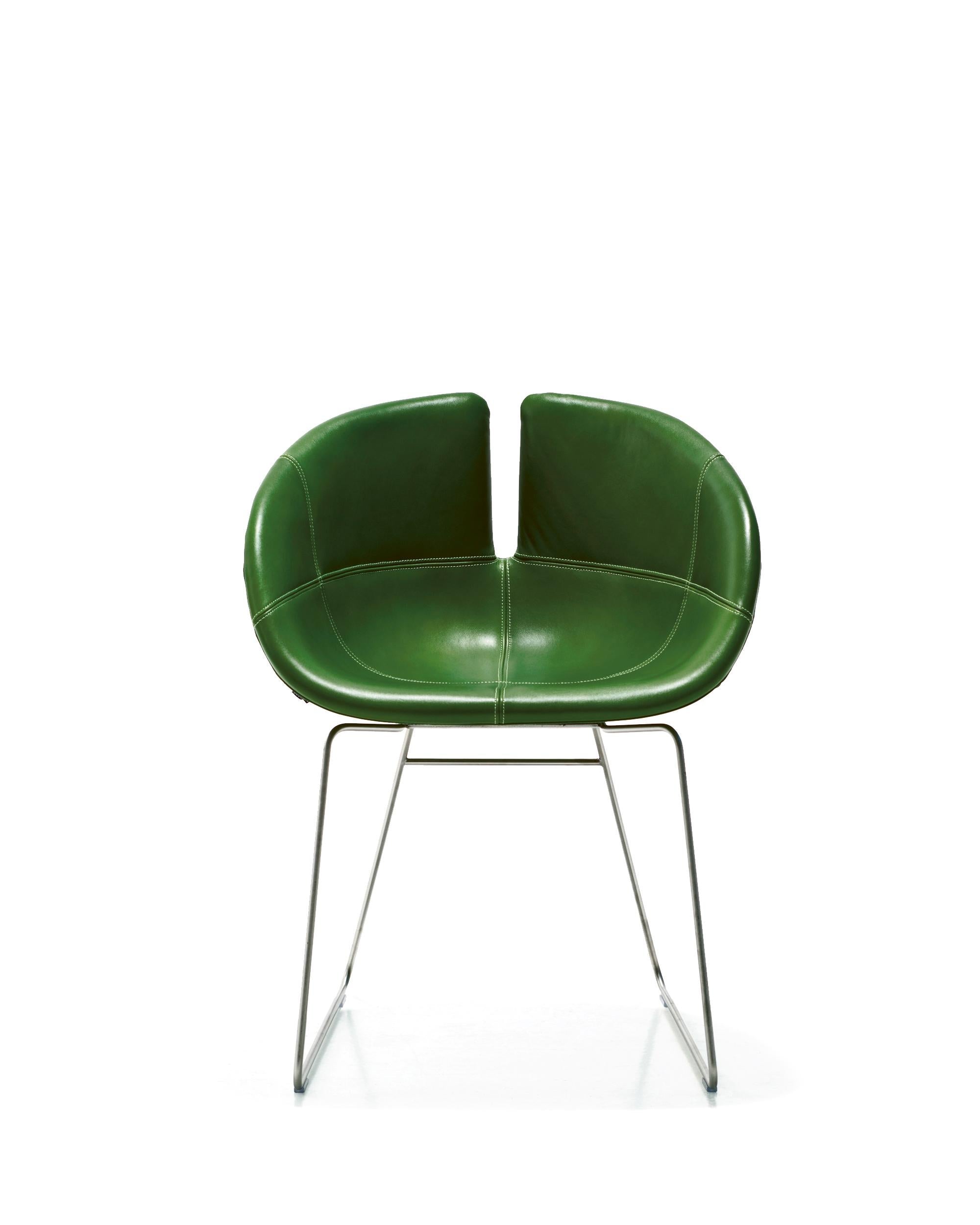 https://a.1stdibscdn.com/moroso-fjord-small-armchair-by-patricia-urquiola-for-sale-picture-2/f_16392/f_411214221724078535344/SL_Fjord_FJ0106_2012_300_master.jpg