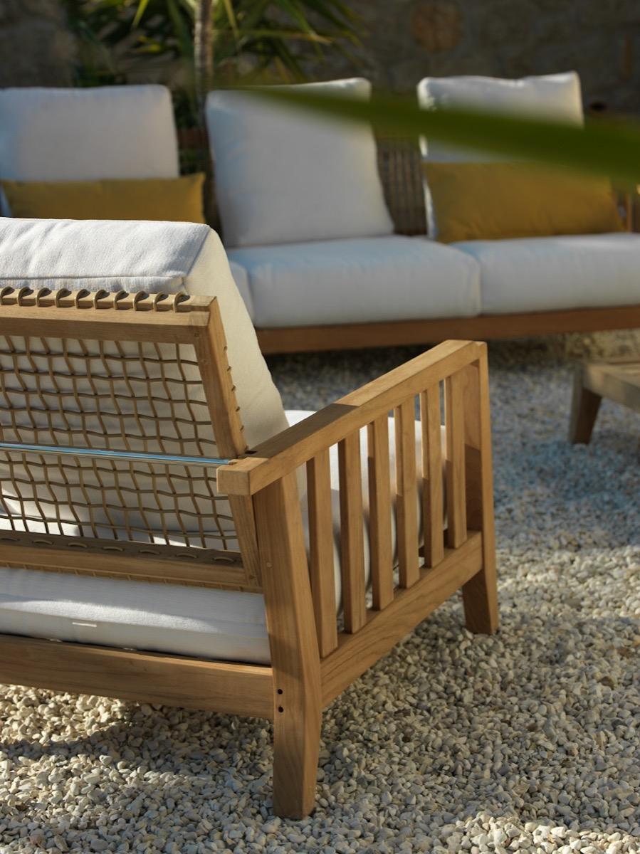https://a.1stdibscdn.com/unopiu-synthesis-sofa-outdoor-collection-for-sale-picture-6/f_16392/f_356494321691684882168/SOFA_2__master.jpg