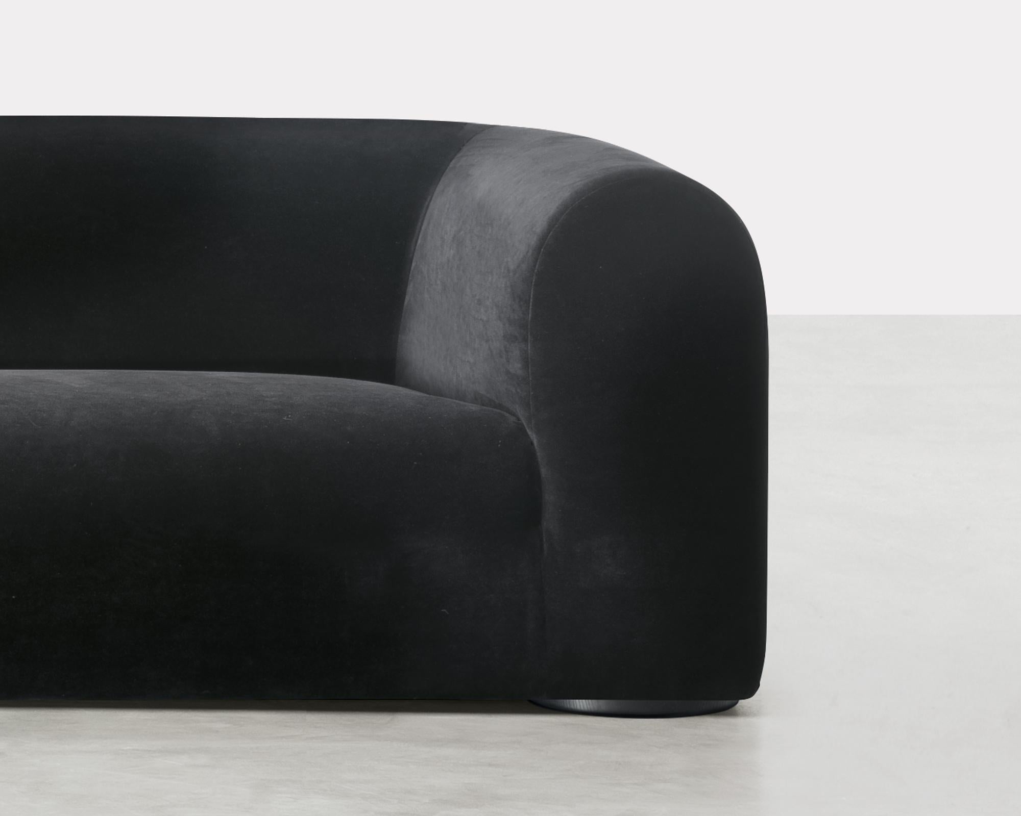 https://a.1stdibscdn.com/lambert-3-seater-sofa-by-somaschini-for-sale-picture-4/f_12192/f_432266621737375211309/SOMASHINI_7_23_0001ok_DETAIL_master.jpg