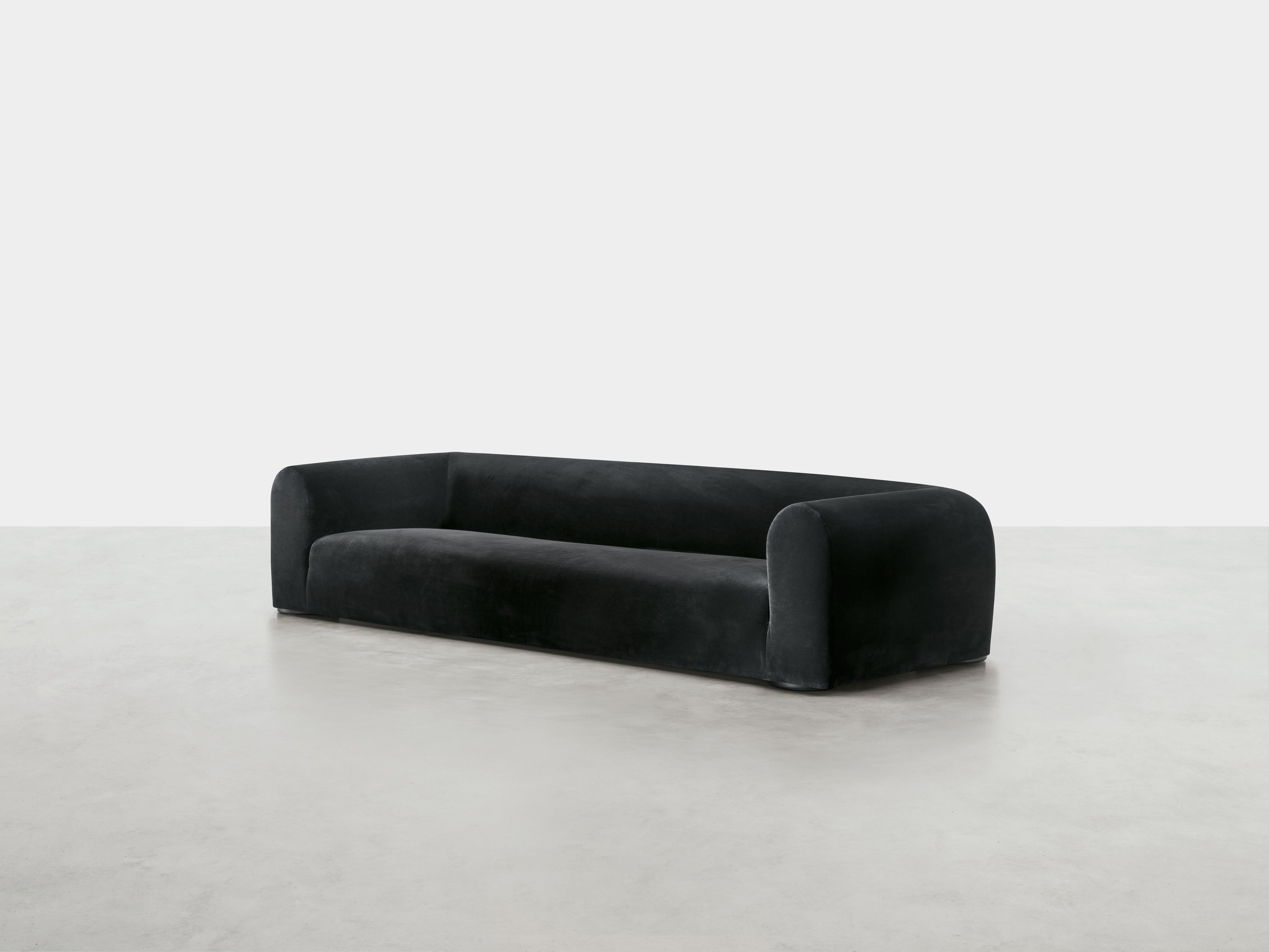 https://a.1stdibscdn.com/lambert-3-seater-sofa-by-somaschini-for-sale-picture-3/f_12192/f_432266621737375217947/SOMASHINI_7_23_0002ok_master.jpg