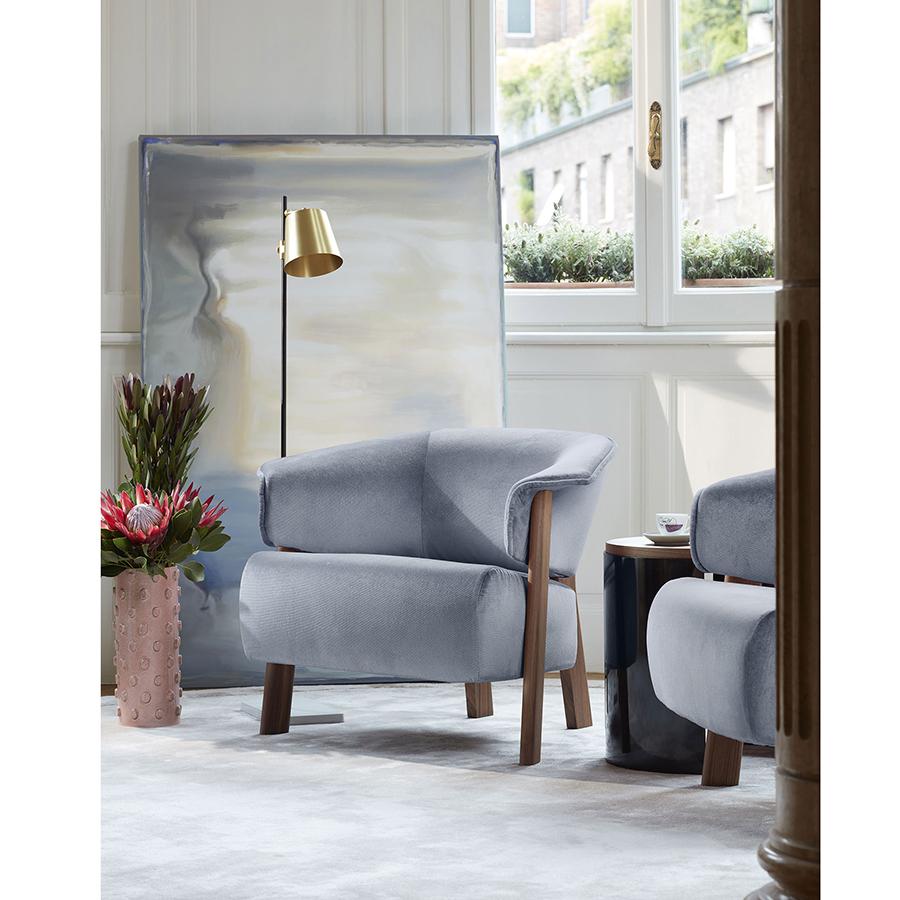 https://a.1stdibscdn.com/set-of-two-back-wing-armchair-patricia-urquiola-by-cassina-for-sale-picture-8/f_14272/f_294339621657010644526/S_1_master.jpg