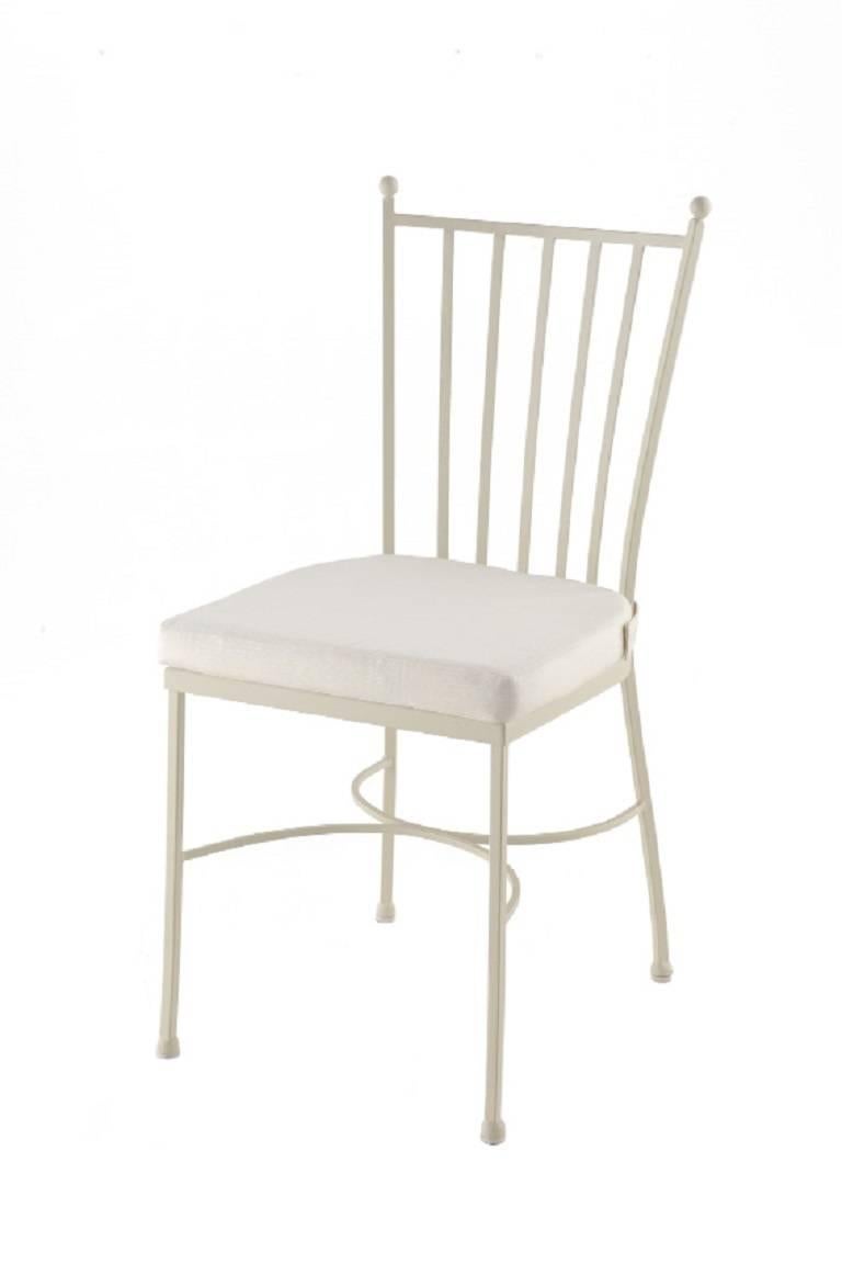 https://a.1stdibscdn.com/pair-of-two-garden-chairs-in-wrought-iron-for-sale-picture-2/f_17262/f_108212331527668915003/S_710_opt_1__master.jpeg