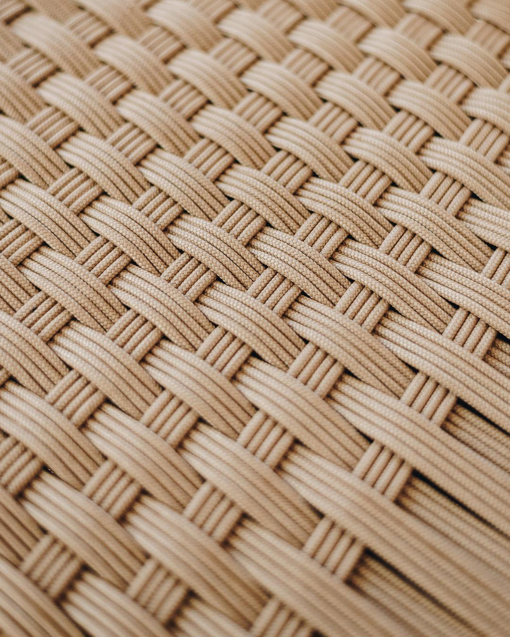 https://a.1stdibscdn.com/modern-solid-wood-chair-with-hand-woven-seat-for-sale-picture-7/f_57922/f_491799721773247198769/S_asil_tejido_nylon_beige_01_master.jpg