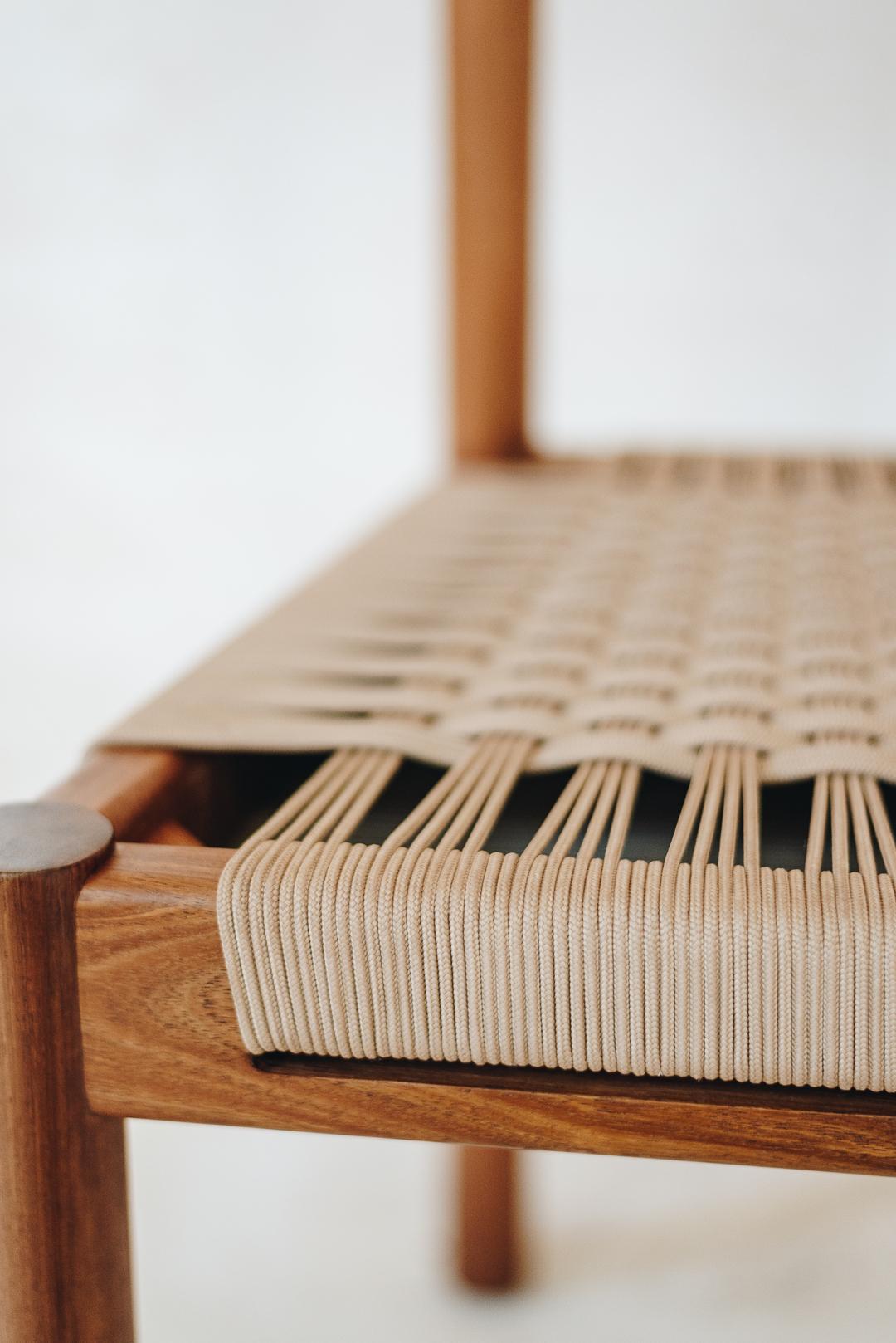 https://a.1stdibscdn.com/modern-solid-wood-chair-with-hand-woven-seat-for-sale-picture-8/f_57922/f_491799721773247198587/S_asil_tejido_nylon_beige_03_master.jpg