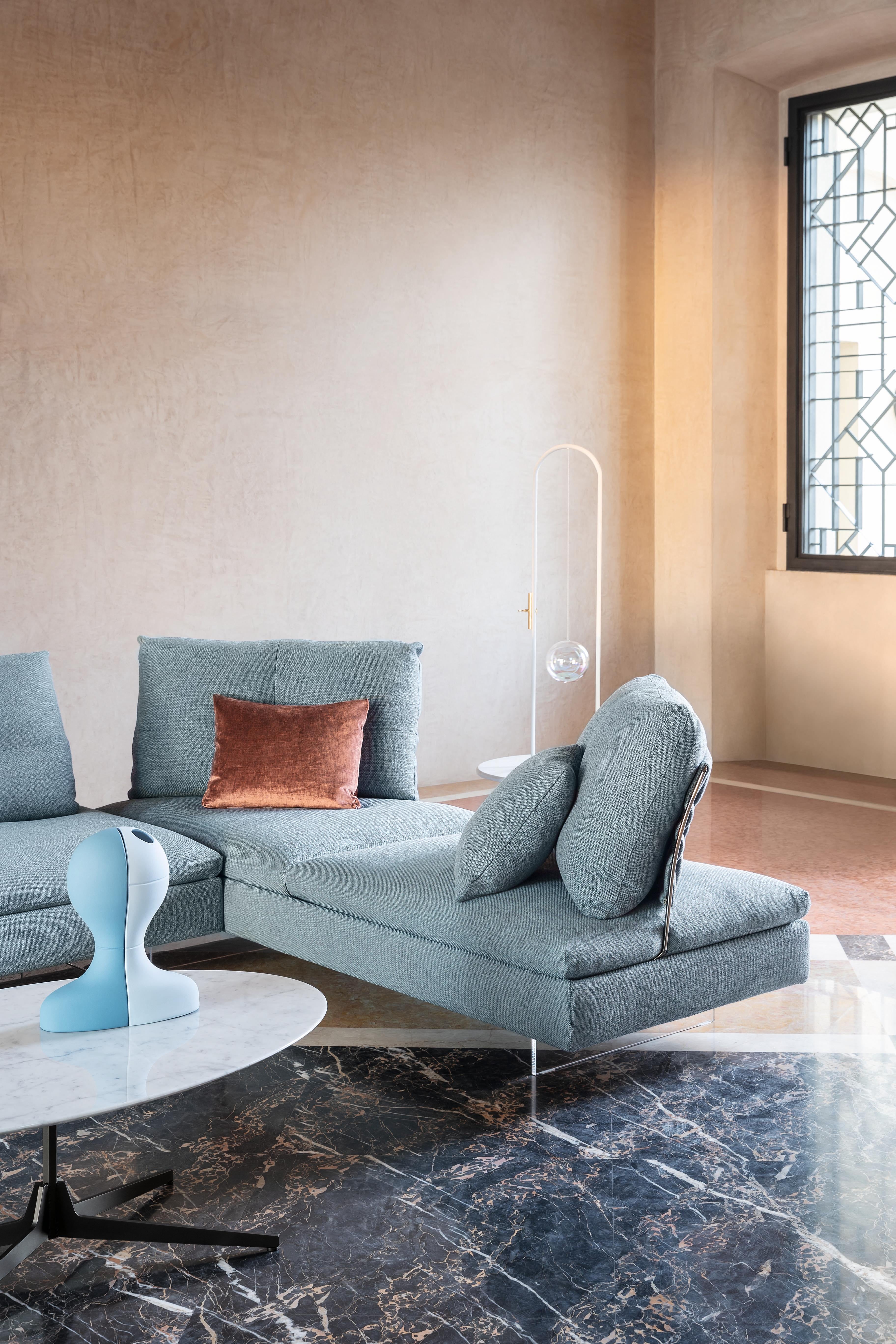 https://a.1stdibscdn.com/limes-new-80-large-sofa-in-beige-upholstery-with-roll-armrest-by-sergio-bicego-for-sale-picture-8/22569652/f_265596221639655126933/Saba_LimesNew_5_3__master.jpg