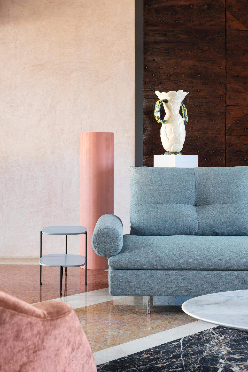 https://a.1stdibscdn.com/limes-new-80-large-sofa-in-beige-upholstery-with-roll-armrest-by-sergio-bicego-for-sale-picture-9/22569652/f_265596221639655154694/Saba_LimesNew_6_3__master.jpg