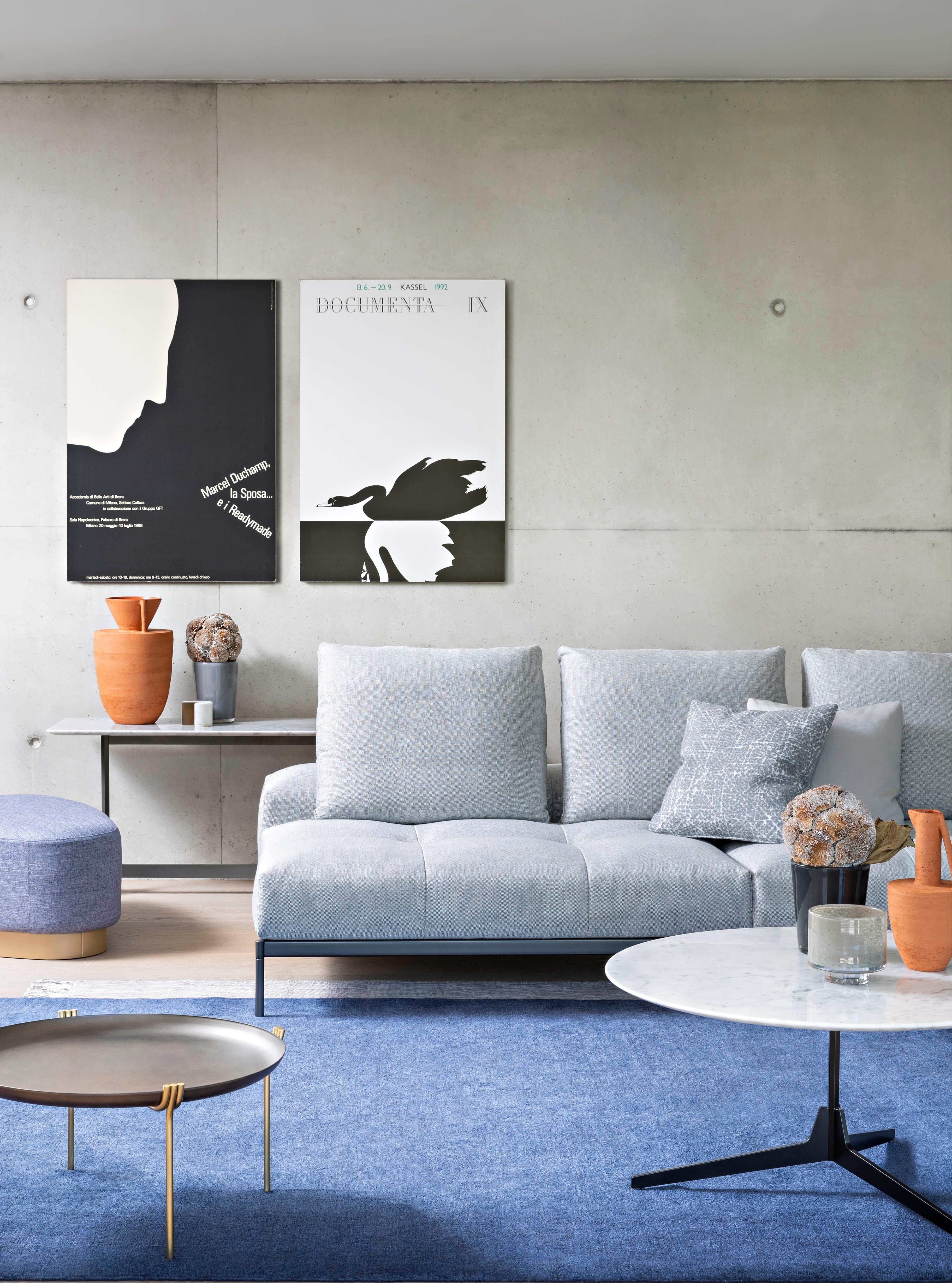 https://a.1stdibscdn.com/pixel-light-indoor-sofa-in-extra-kami-a1-upholstery-by-sergio-bicego-for-sale-picture-8/22569652/f_265738221639719782868/Saba_PixelLight_Indoor_BeppeBrancato2_2__master.jpg