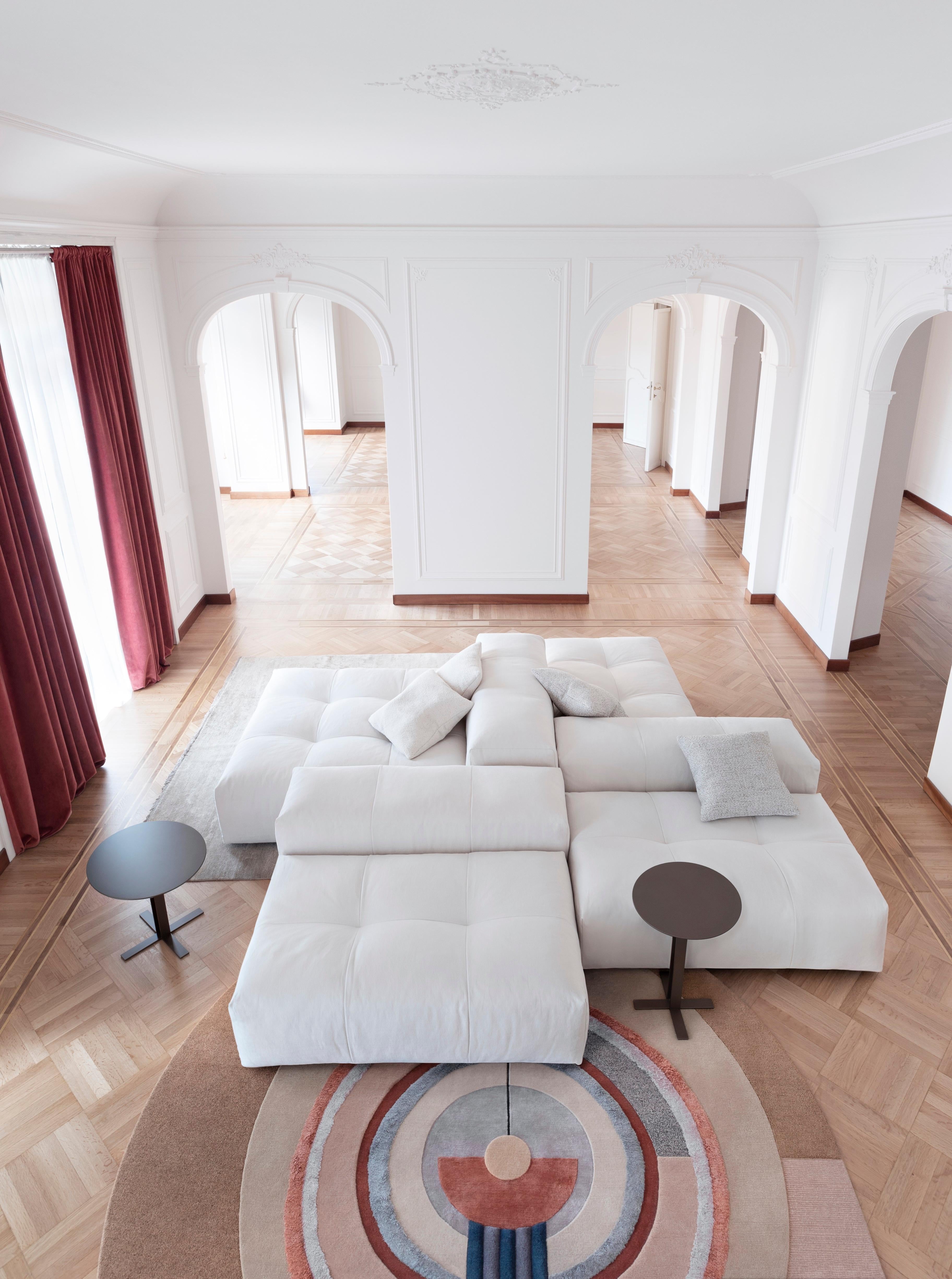 https://a.1stdibscdn.com/pixel-sectional-sofa-in-patchwork-upholstery-by-sergio-bicego-for-sale-picture-7/22569652/f_265737421639718908566/Saba_Pixel_7_BeppeBrancato_2__master.jpg
