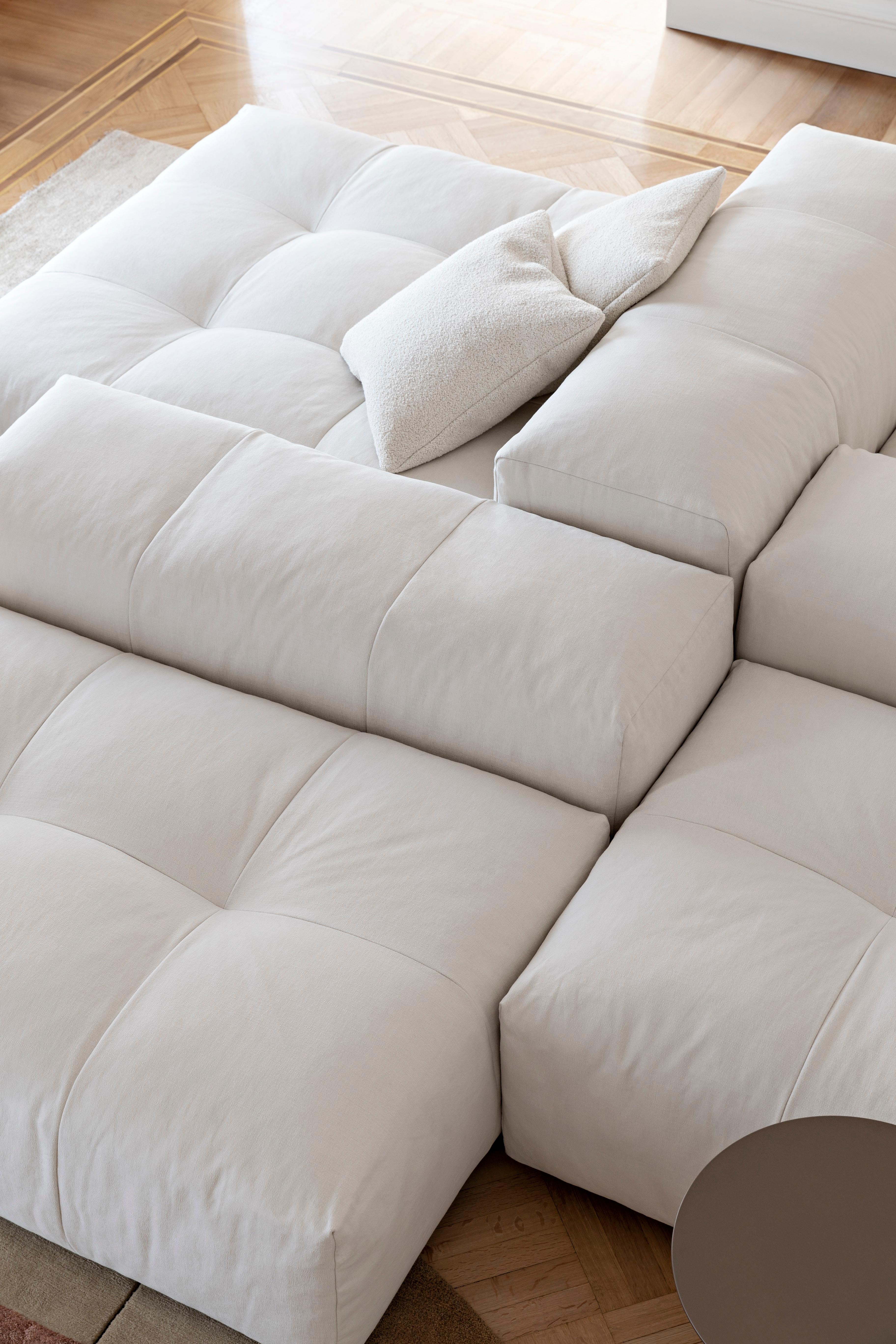 https://a.1stdibscdn.com/pixel-sectional-sofa-in-patchwork-upholstery-by-sergio-bicego-for-sale-picture-8/22569652/f_265737421639718997043/Saba_Pixel_8_BeppeBrancato_2__master.jpg