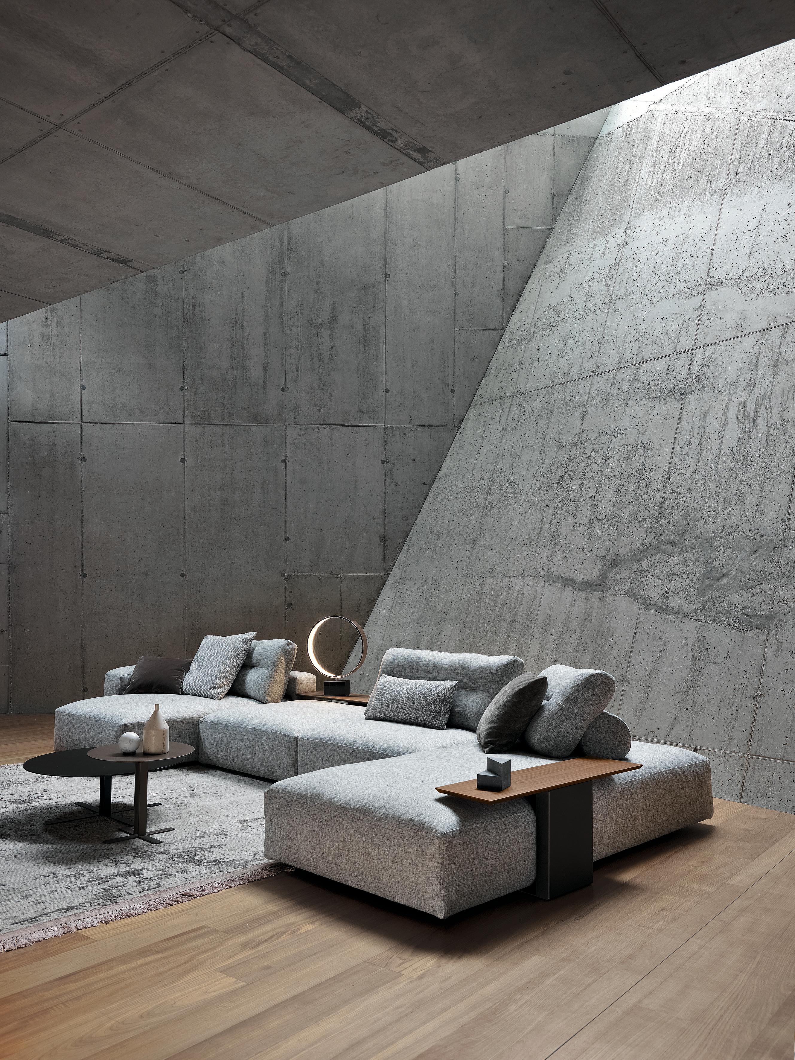 https://a.1stdibscdn.com/my-taos-sectional-sofa-in-grey-seventy-upholstery-with-wheels-by-sergio-bicego-for-sale-picture-9/22569652/f_265586021639651025139/Saba_my_taos_5_master.jpg
