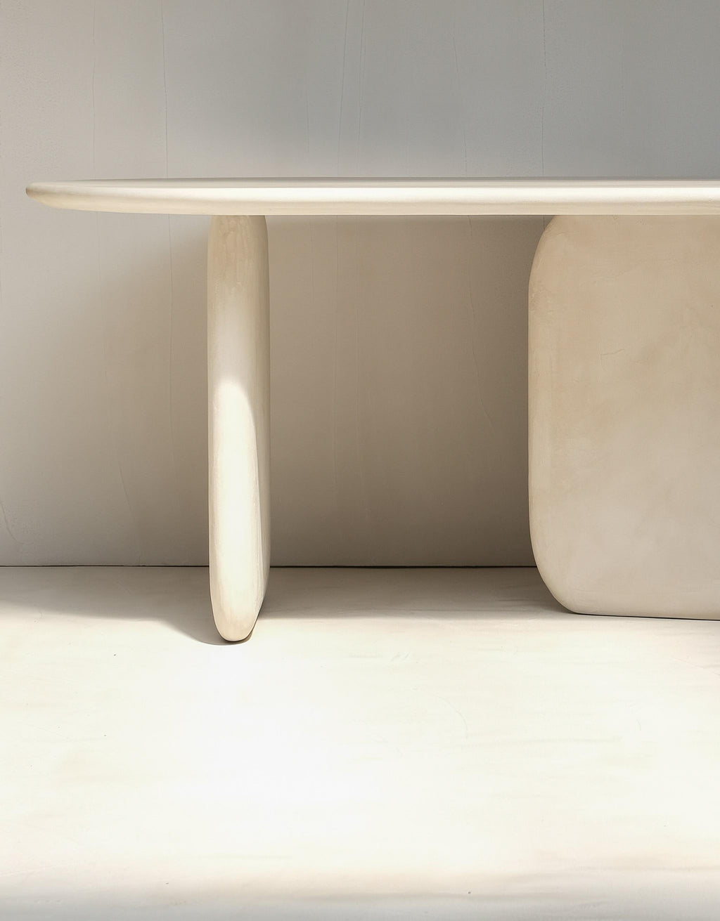 https://a.1stdibscdn.com/sabbia-solid-wood-and-colored-mineral-lime-plaster-dining-table-by-dennis-kaiser-for-sale-picture-4/f_12192/f_450212521747232310369/Sabbia_Table_5_master.jpg