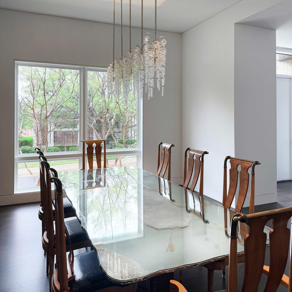 https://a.1stdibscdn.com/flight-contemporary-dining-table-200-double-silvered-glass-top-rose-legs-for-sale-picture-10/f_16022/f_273599021764317549350/Sabrina_s_silvered_rectangular_irregular_shape_Dining_Dallas_master.jpg