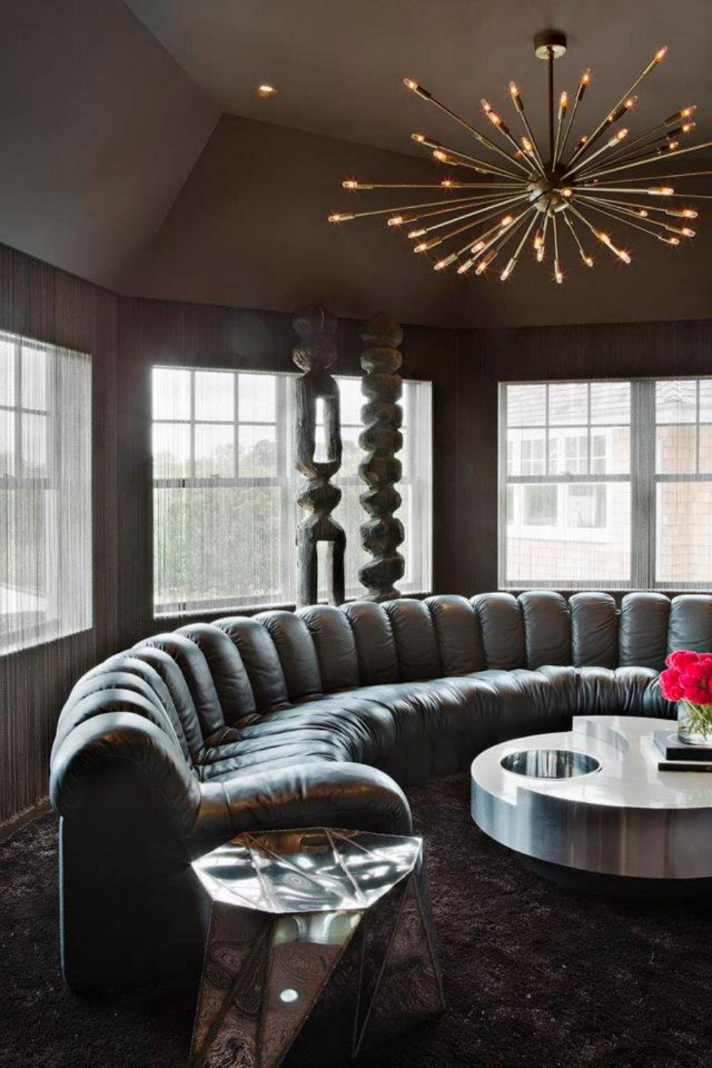 https://a.1stdibscdn.com/de-sede-ds-600-non-stop-shape-modular-sofa-in-white-leather-for-sale-picture-10/f_16392/f_484480121769097110513/Sagaponack_Home_by_Julie_Hillman_Design_13_1__master.jpg