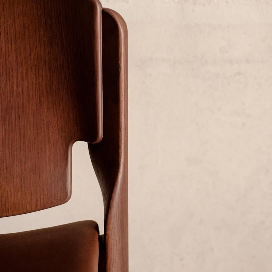 https://a.1stdibscdn.com/customizable-tacchini-paola-chair-by-vico-magistretti-for-sale-picture-3/f_44652/f_400708521717699161649/Salone_Paola_Chair_5_jpg_master.jpeg