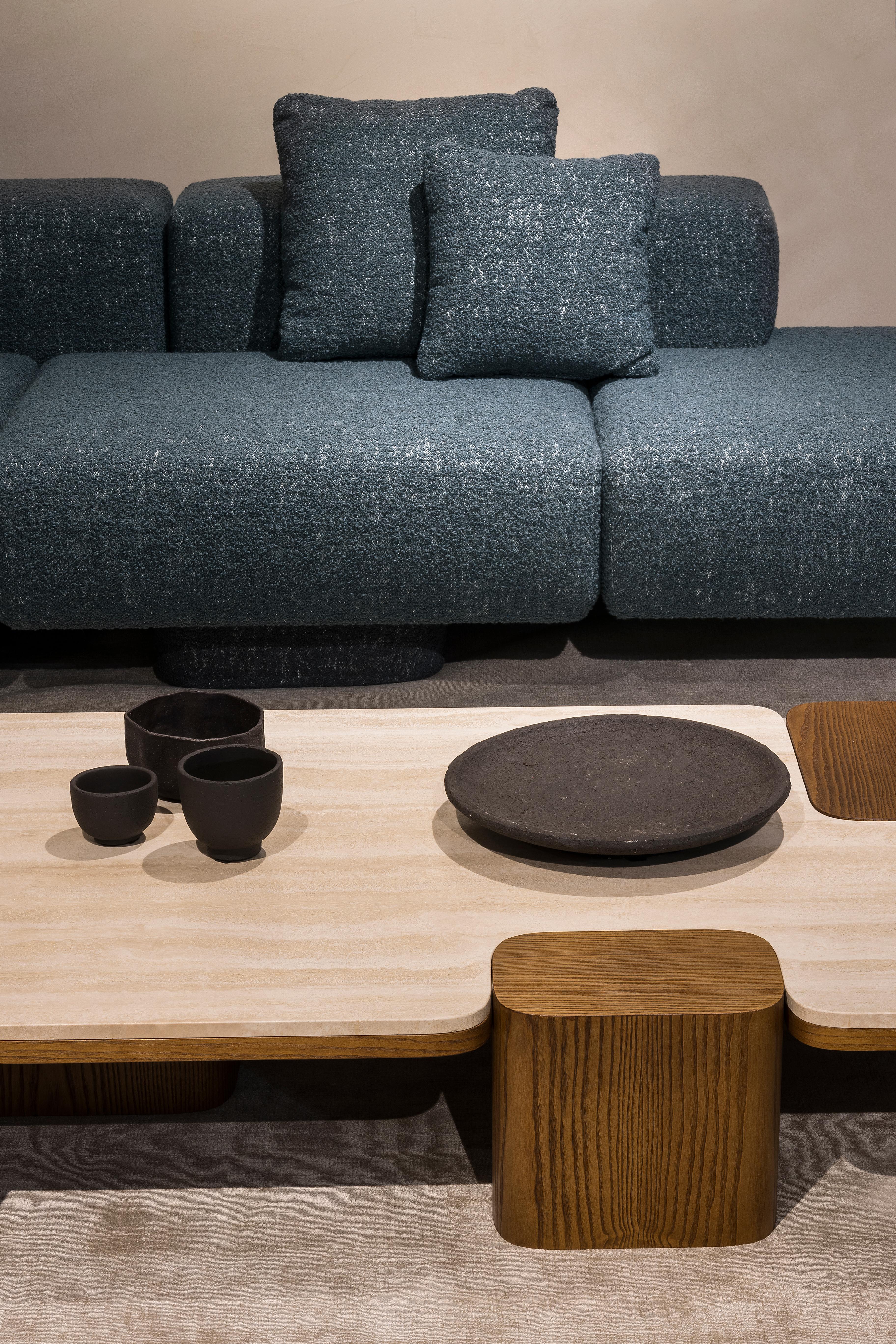 https://a.1stdibscdn.com/erice-xl-carpanese-home-italia-rectangular-coffee-table-modern-21st-century-for-sale-picture-10/f_58592/f_308287621665647421415/Salone_del_Mobile_22_Carpanese_5_master.jpg