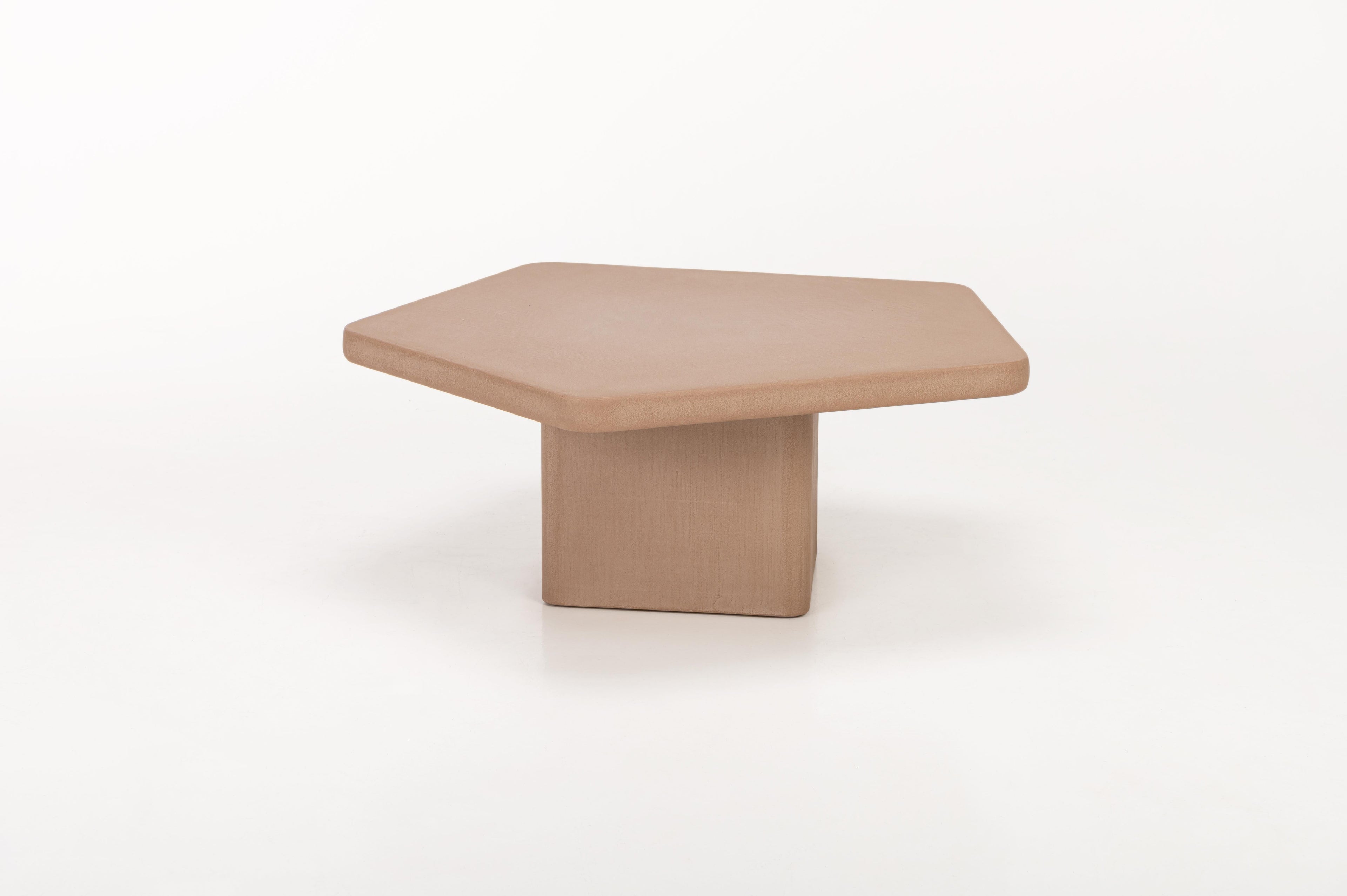 https://a.1stdibscdn.com/contemporary-organic-natural-plaster-coffee-table-set-by-isabelle-beaumont-for-sale-picture-4/f_86552/f_454795421750104440658/Sami_abstract_1_master.jpg