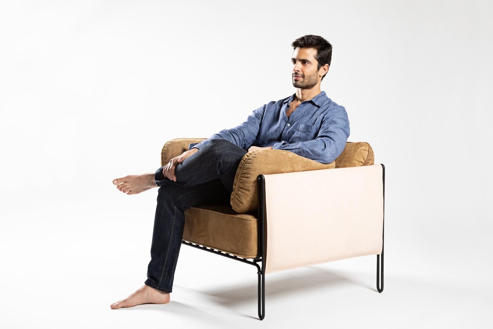 https://a.1stdibscdn.com/contemporary-armchair-in-steel-and-leather-sonia-by-samuel-lamas-for-sale-picture-9/f_37403/f_120699331537212539536/Samuel_Lamas_Mobili_rio_2018_09_foto_Haruo_Mikami_109_Baixa_master.jpg