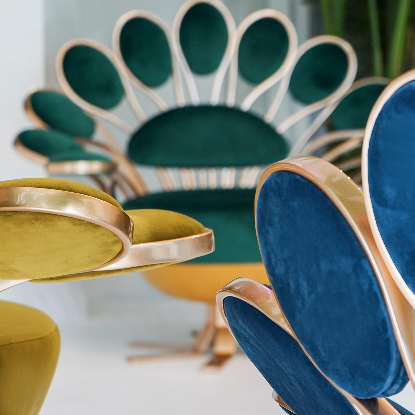 https://a.1stdibscdn.com/peacock-armchair-for-sale-picture-11/f_14282/f_292096821655824892465/Sans_titre_10_master.jpg