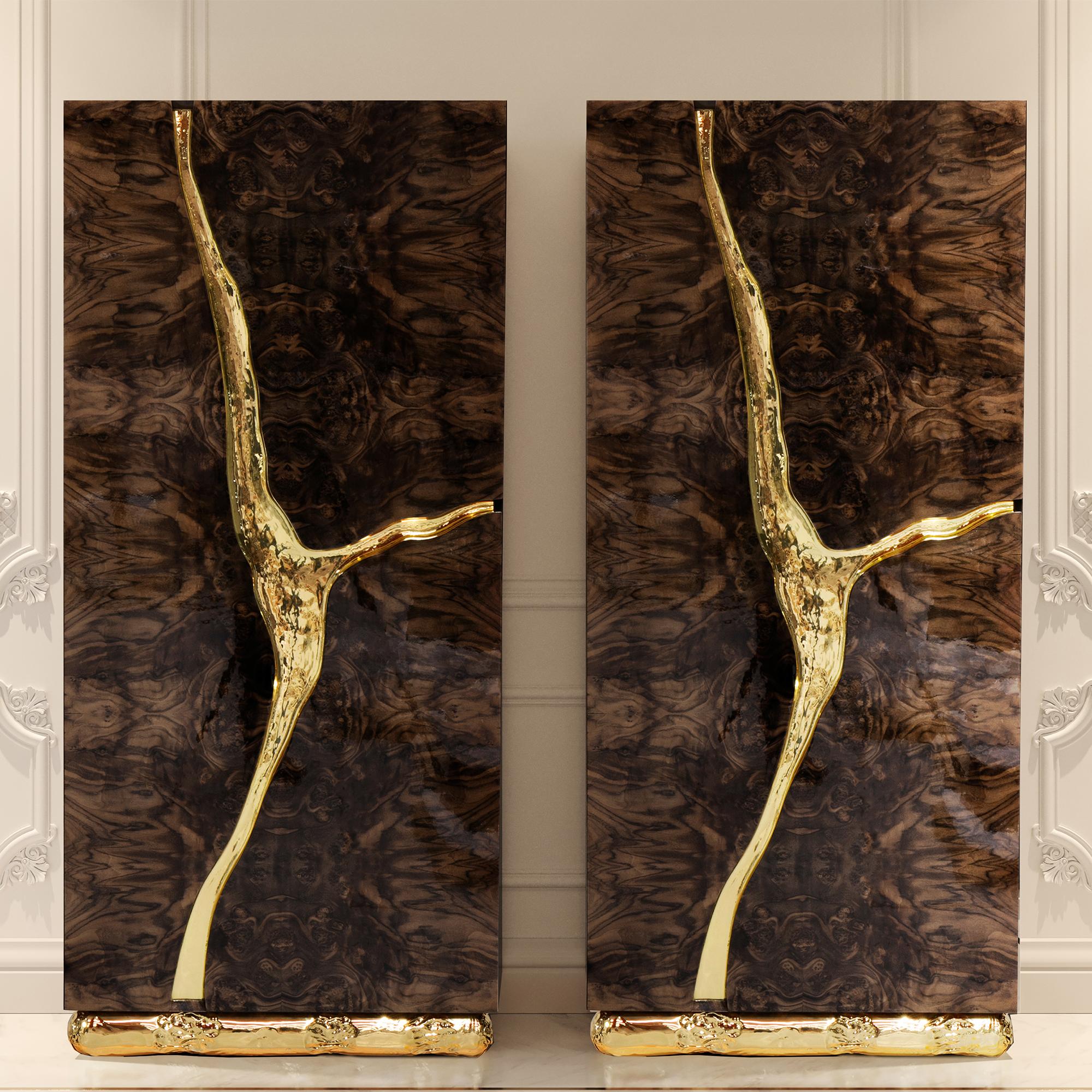 https://a.1stdibscdn.com/paradise-walnut-cabinet-for-sale-picture-13/f_14282/f_370314021699633031201/Sans_titre_13_master.jpg