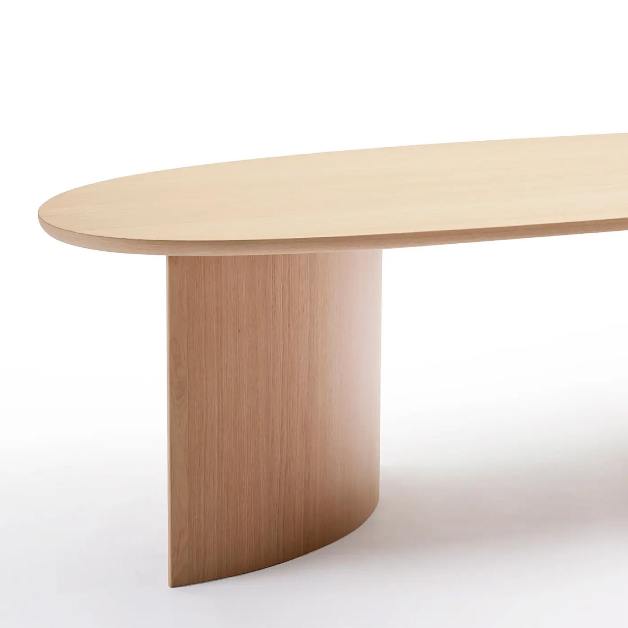 https://a.1stdibscdn.com/reverto-natural-oak-table-for-sale-picture-2/f_14282/f_492515621773681389854/Sans_titre_2_master.jpg