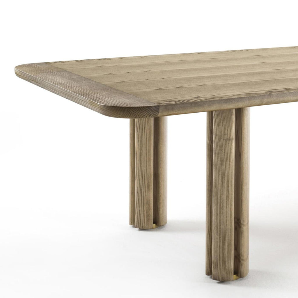 https://a.1stdibscdn.com/mathilda-dining-table-for-sale-picture-2/f_14282/1626975711353/Sans_titre_2_master.jpg