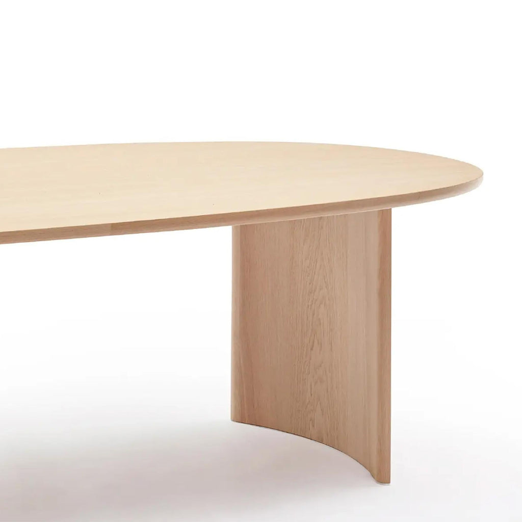 https://a.1stdibscdn.com/reverto-natural-oak-table-for-sale-picture-3/f_14282/f_492515621773681389844/Sans_titre_3_master.jpg