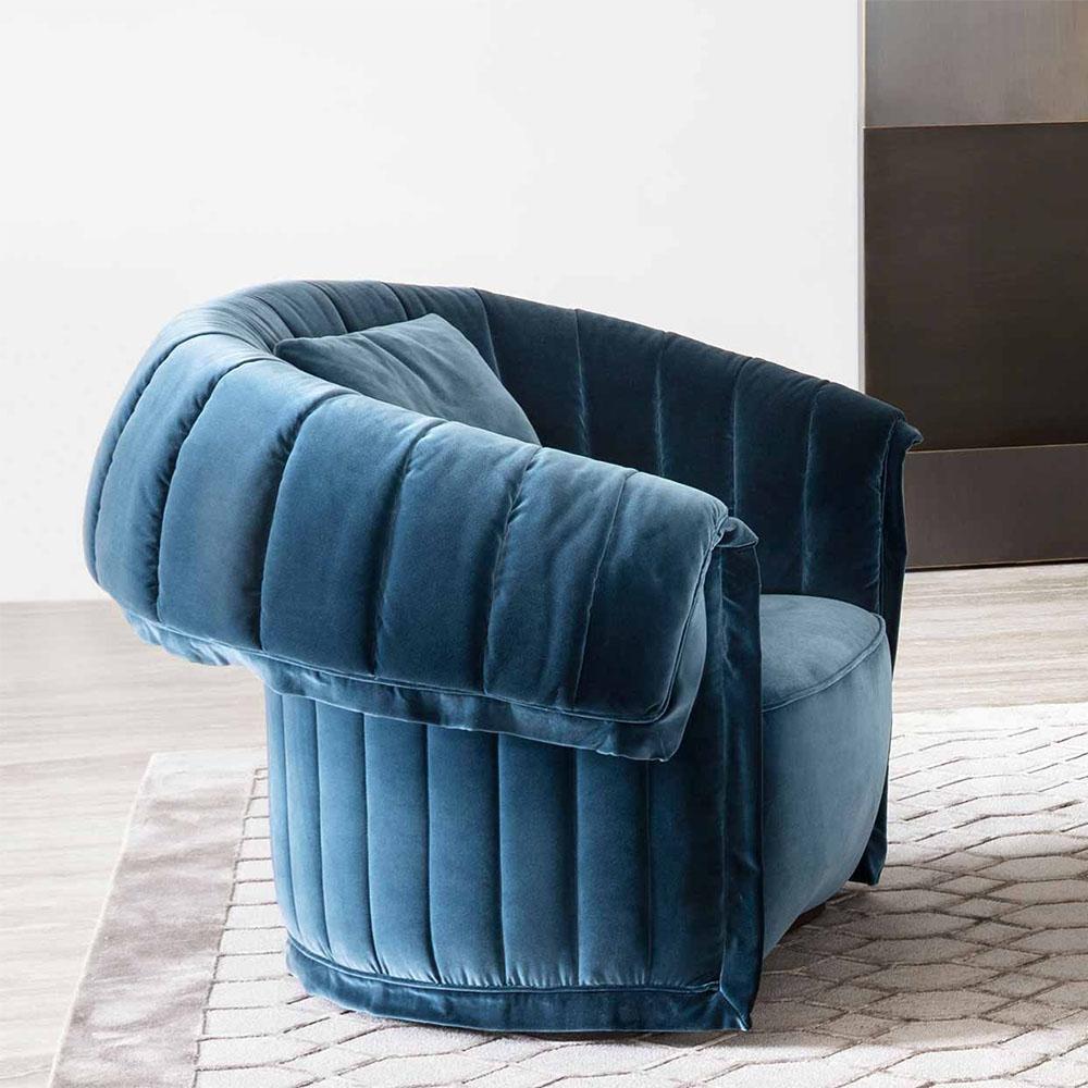 https://a.1stdibscdn.com/great-rest-armchair-for-sale-picture-3/f_14282/1595083606778/Sans_titre_3_master.jpg