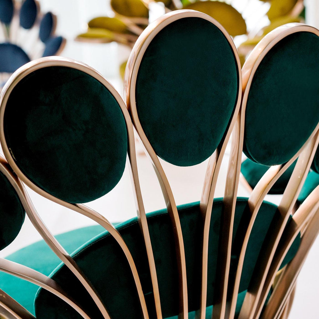 https://a.1stdibscdn.com/peacock-armchair-for-sale-picture-4/f_14282/f_292096821655824891443/Sans_titre_3_master.jpg