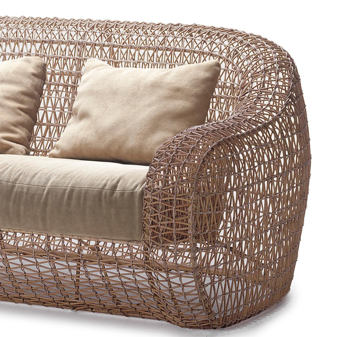 https://a.1stdibscdn.com/lombokbig-sofa-or-medium-sofa-indoor-or-outdoor-for-sale-picture-7/f_14282/1588364442087/Sans_titre_3_master.jpg