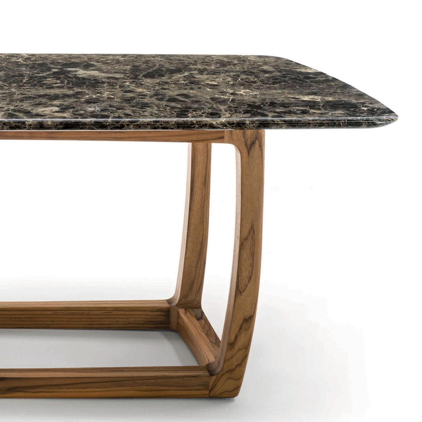 https://a.1stdibscdn.com/trooper-outdoor-or-indoor-table-for-sale-picture-3/f_14282/f_283120821650446233673/Sans_titre_3_master.jpg