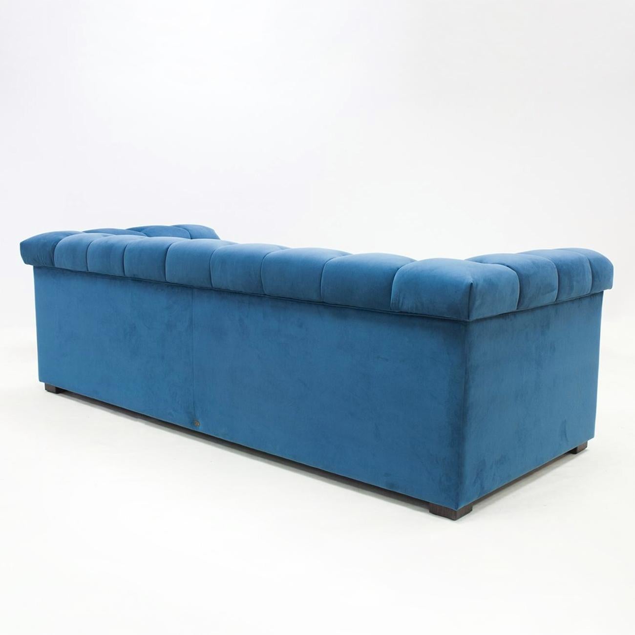 https://a.1stdibscdn.com/lander-sofa-for-sale-picture-3/f_14282/1595083700631/Sans_titre_3_master.jpg