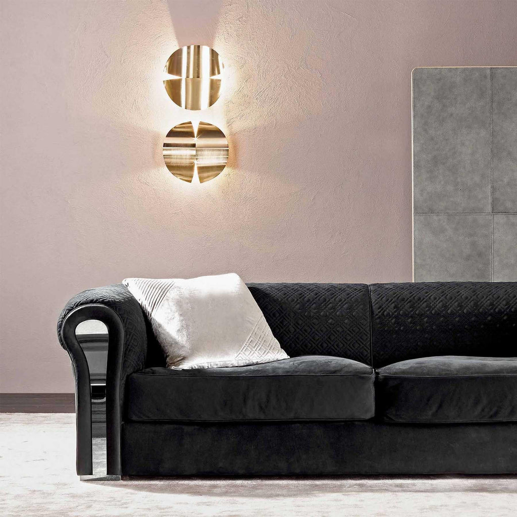 https://a.1stdibscdn.com/bruce-sofa-for-sale-picture-3/f_14282/1592400434207/Sans_titre_3_master.jpg
