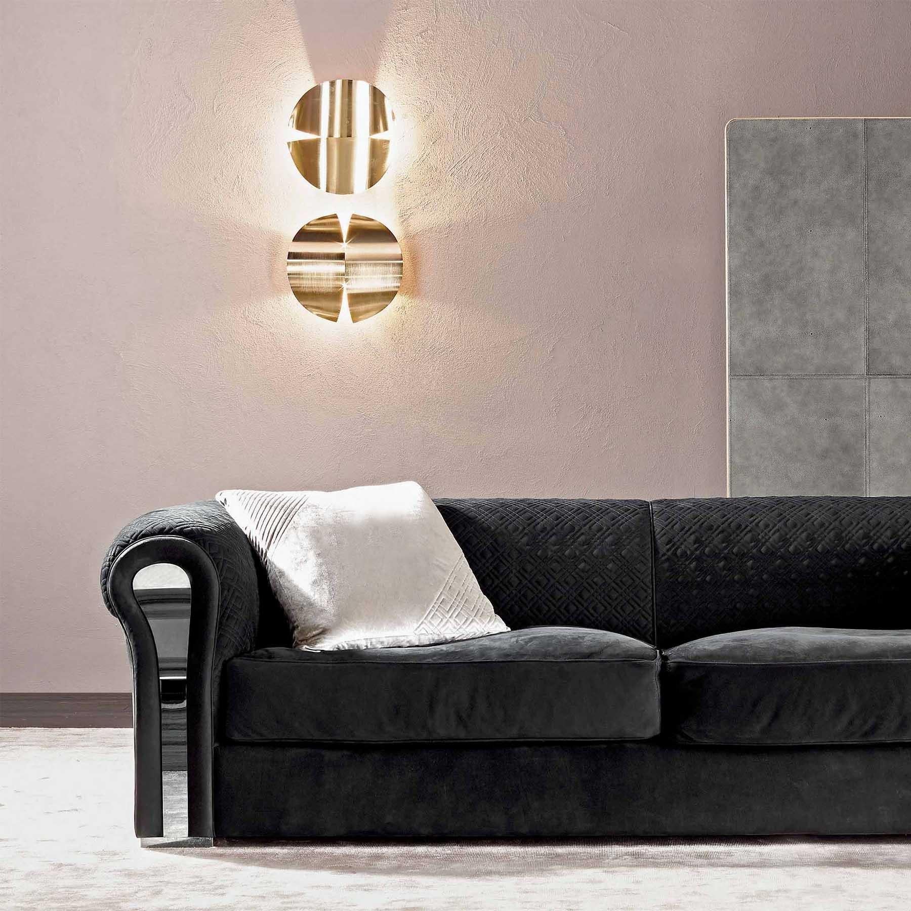 https://a.1stdibscdn.com/bruce-sofa-for-sale-picture-3/f_14282/1592400434207/Sans_titre_3_master.jpg