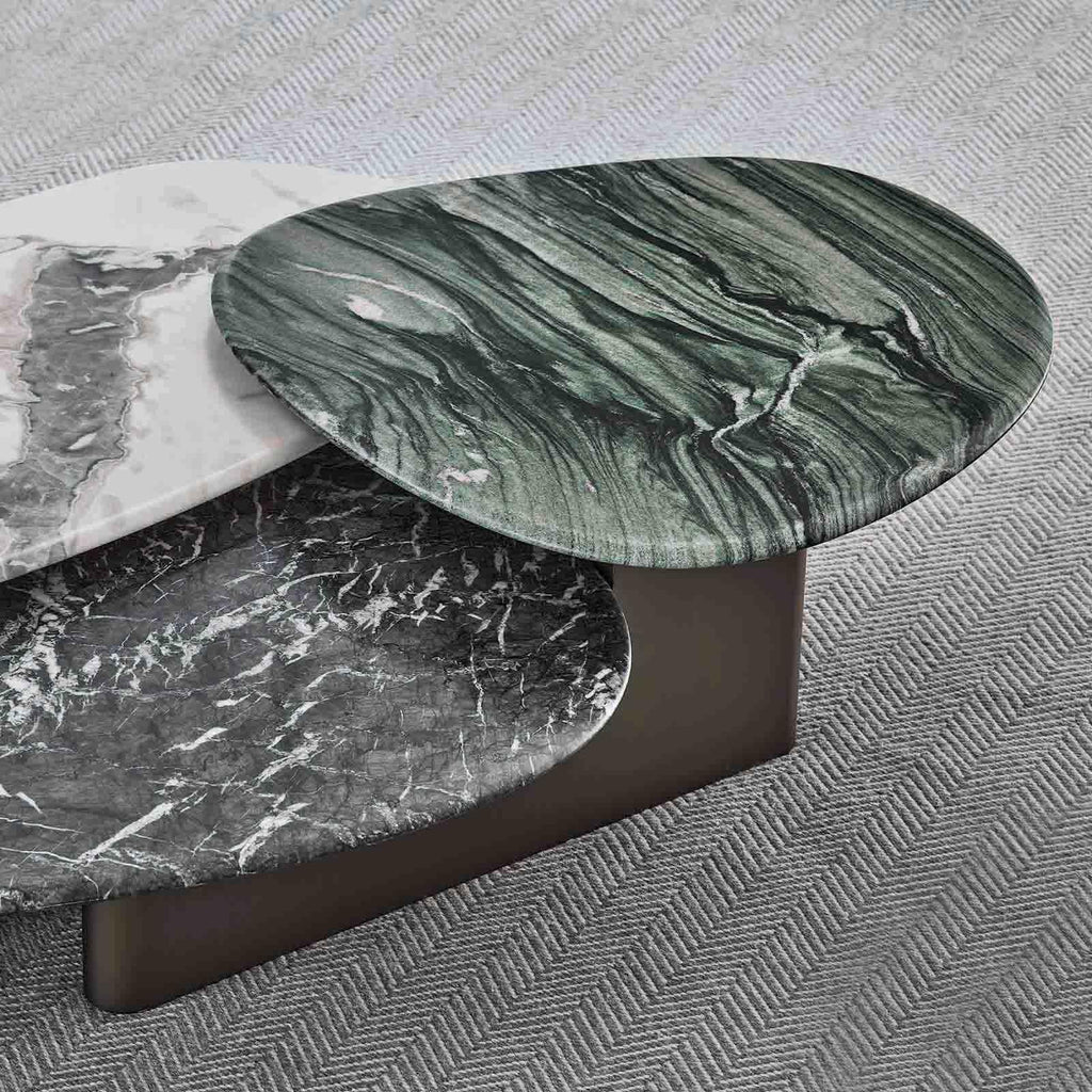 https://a.1stdibscdn.com/trio-marble-coffee-table-for-sale-picture-3/f_14282/f_415641221726844057021/Sans_titre_3_master.jpg