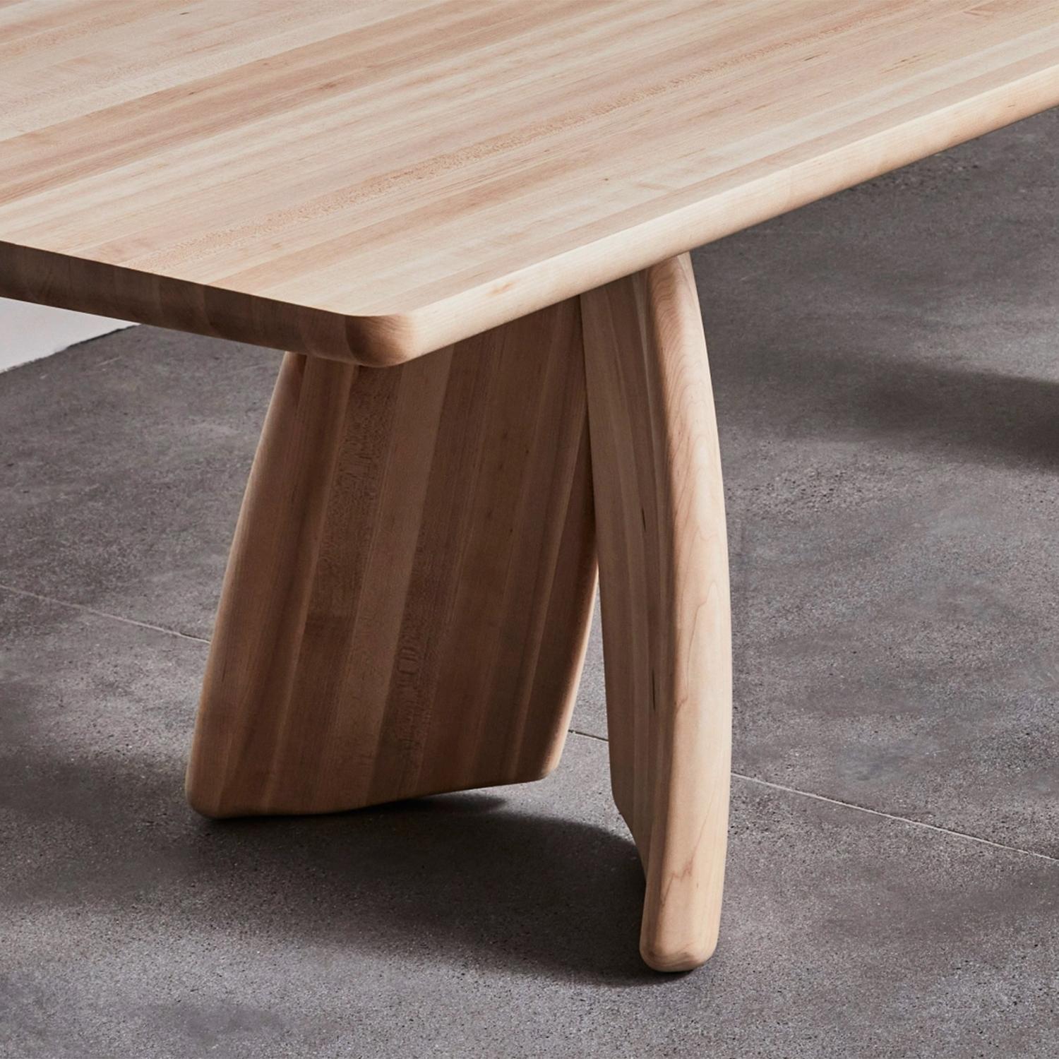https://a.1stdibscdn.com/cove-oak-dining-table-for-sale-picture-5/f_14282/f_316430821670497188311/Sans_titre_4_master.jpg